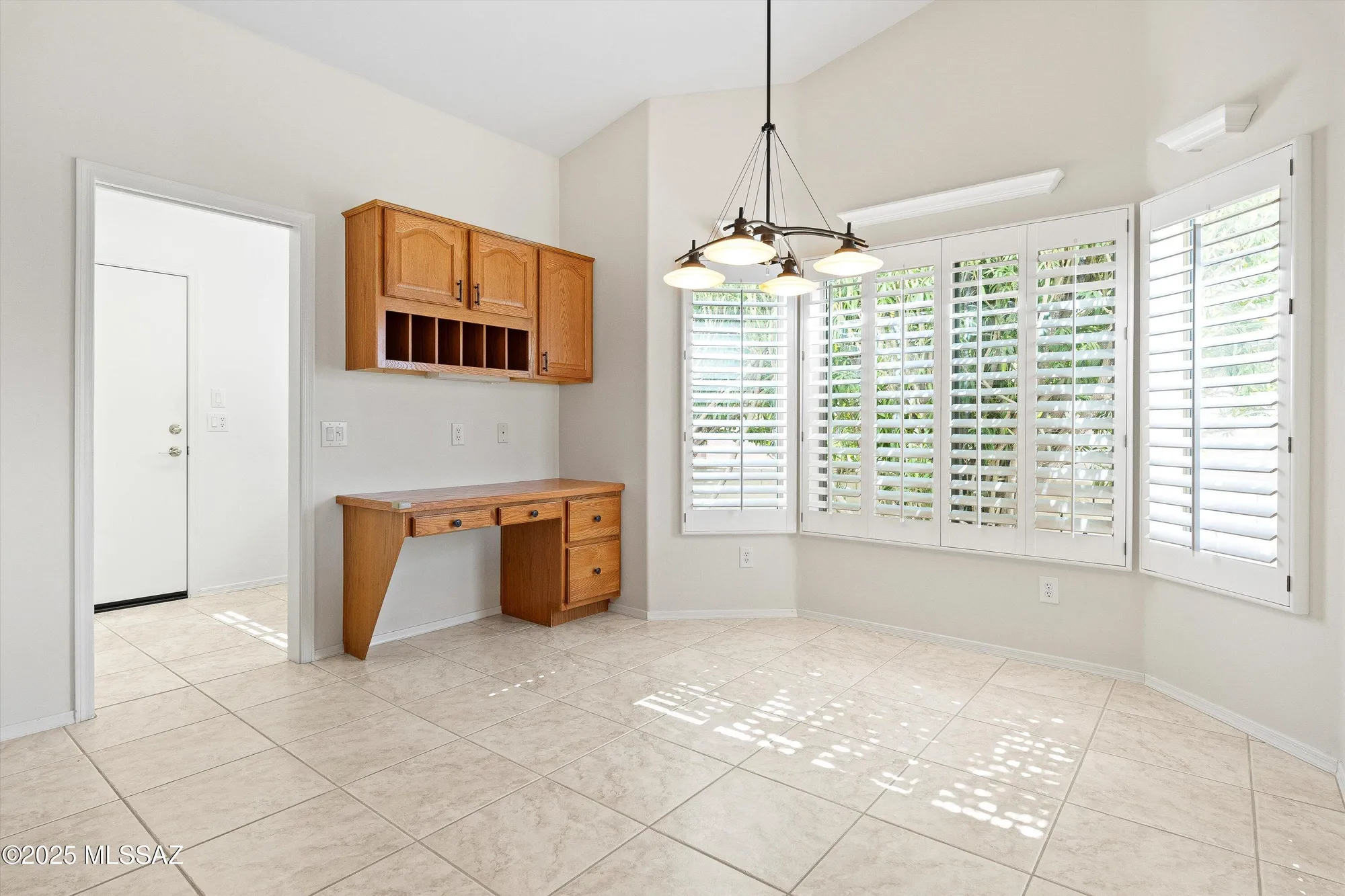 Property Slideshow image 11 of 51 | 62085 e amberwood dr, Saddlebrooke, AZ, 85739