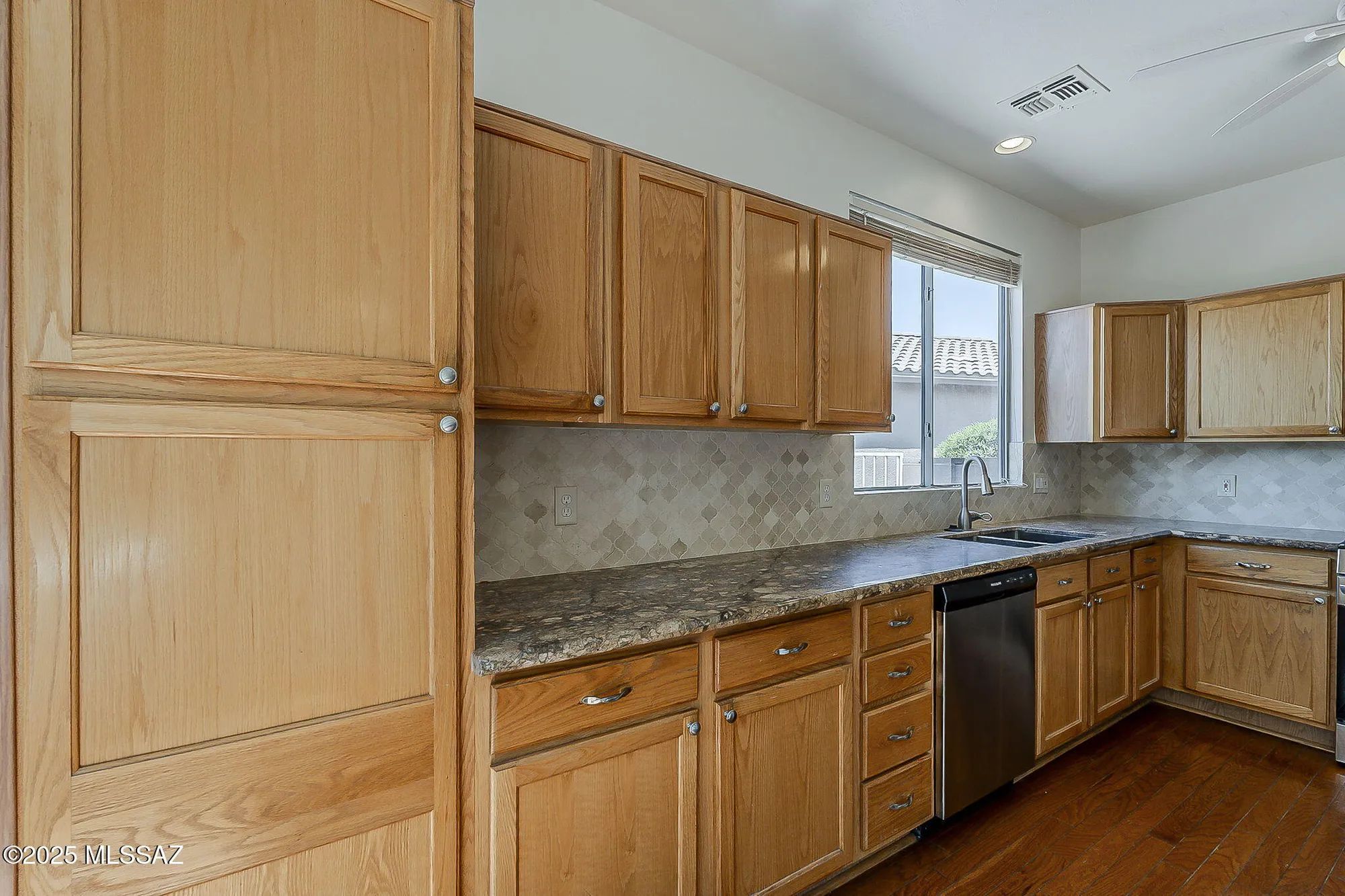 Property Slideshow image 22 of 40 | 7676 w madrigal dr, Tucson, AZ, 85743