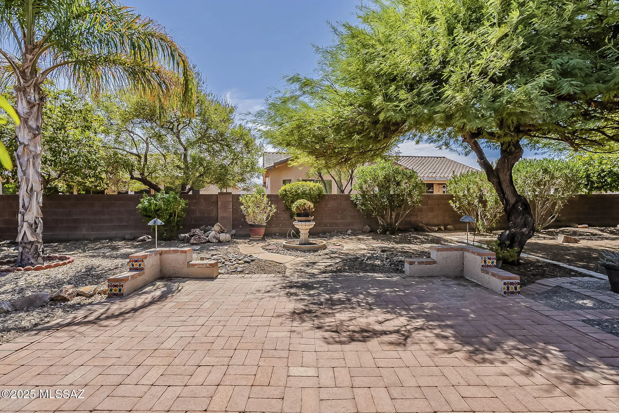 Property Slideshow image 38 of 40 | 7676 w madrigal dr, Tucson, AZ, 85743