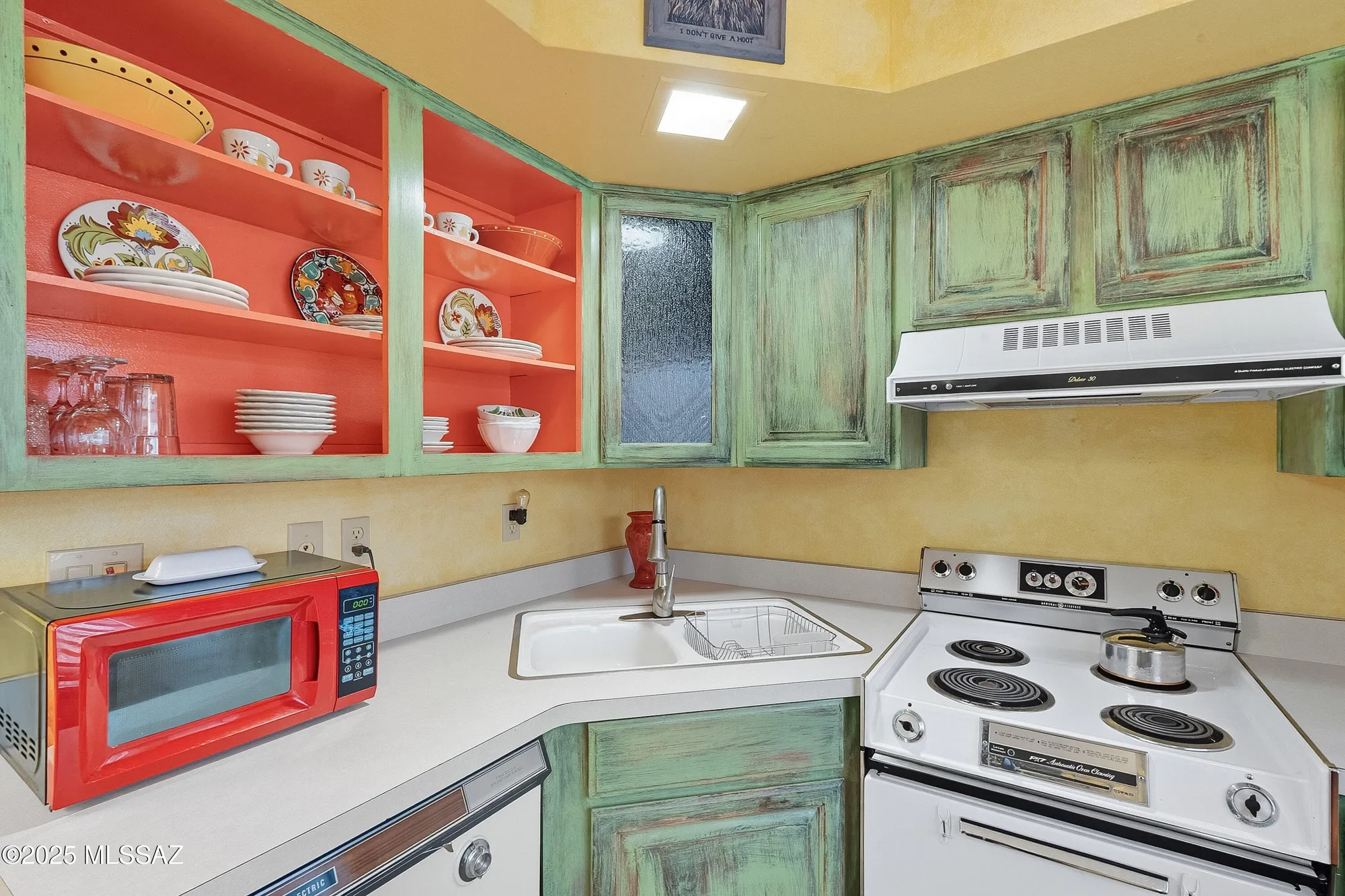 Property Slideshow image 10 of 15 | 102 w calle del tiempo, Green Valley, AZ, 85614