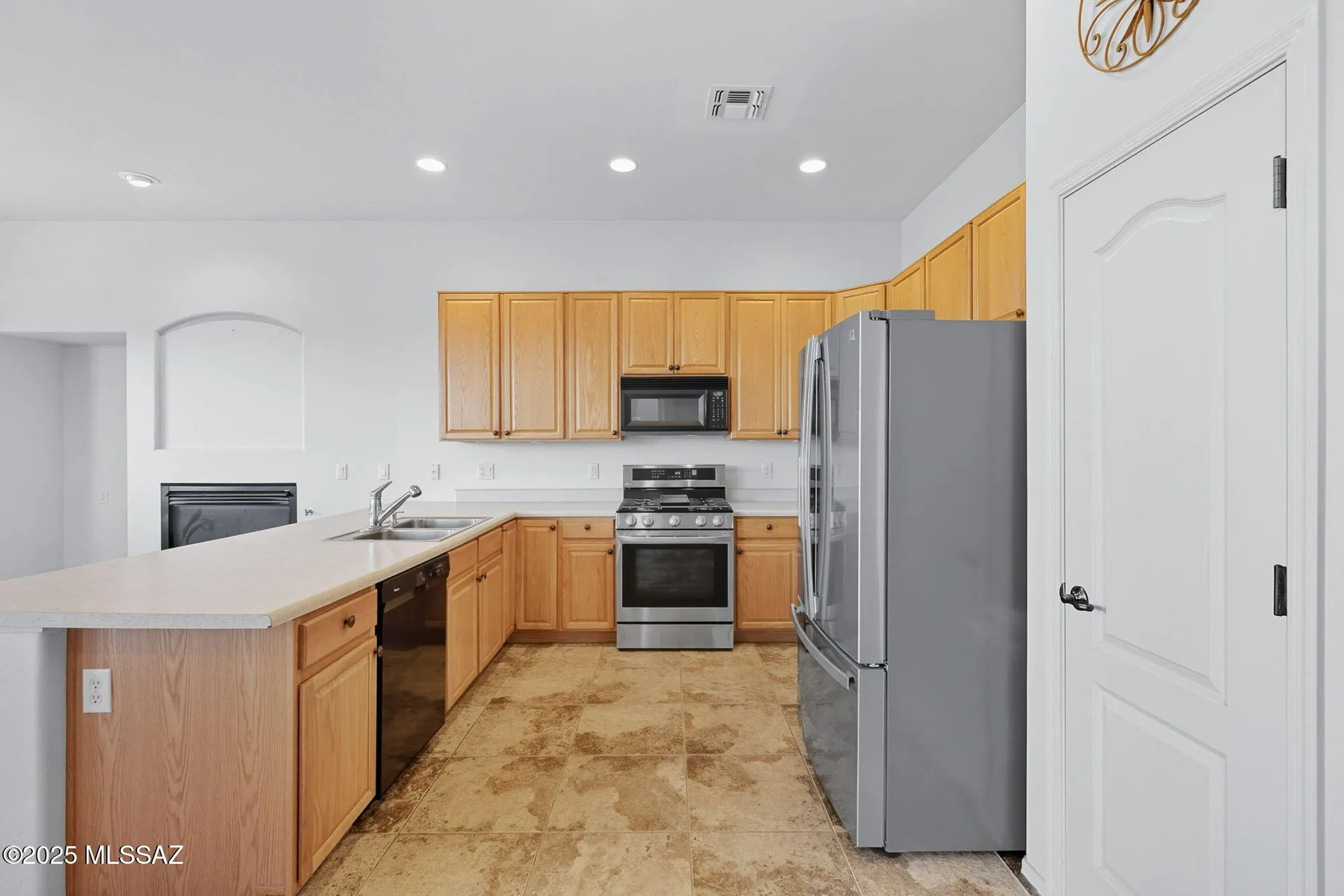 Property Slideshow image 14 of 52 | 2305 w calle balaustre, Green Valley, AZ, 85622