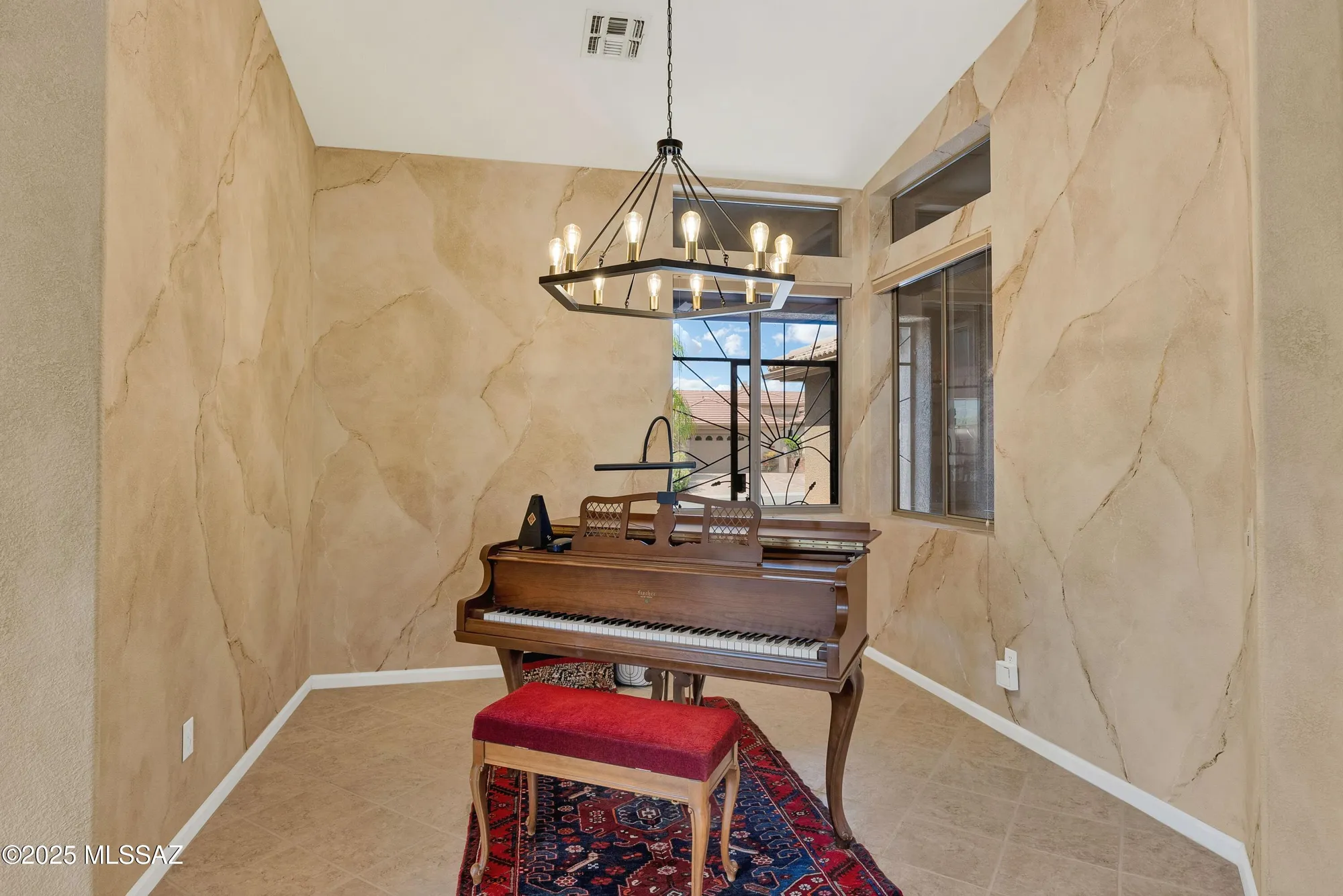 Property Slideshow image 14 of 50 | 37761 s hill side dr, Tucson, AZ, 85739