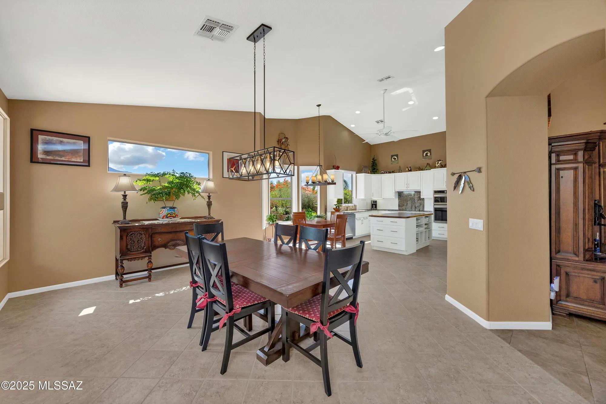 Property Slideshow image 25 of 50 | 37761 s hill side dr, Tucson, AZ, 85739