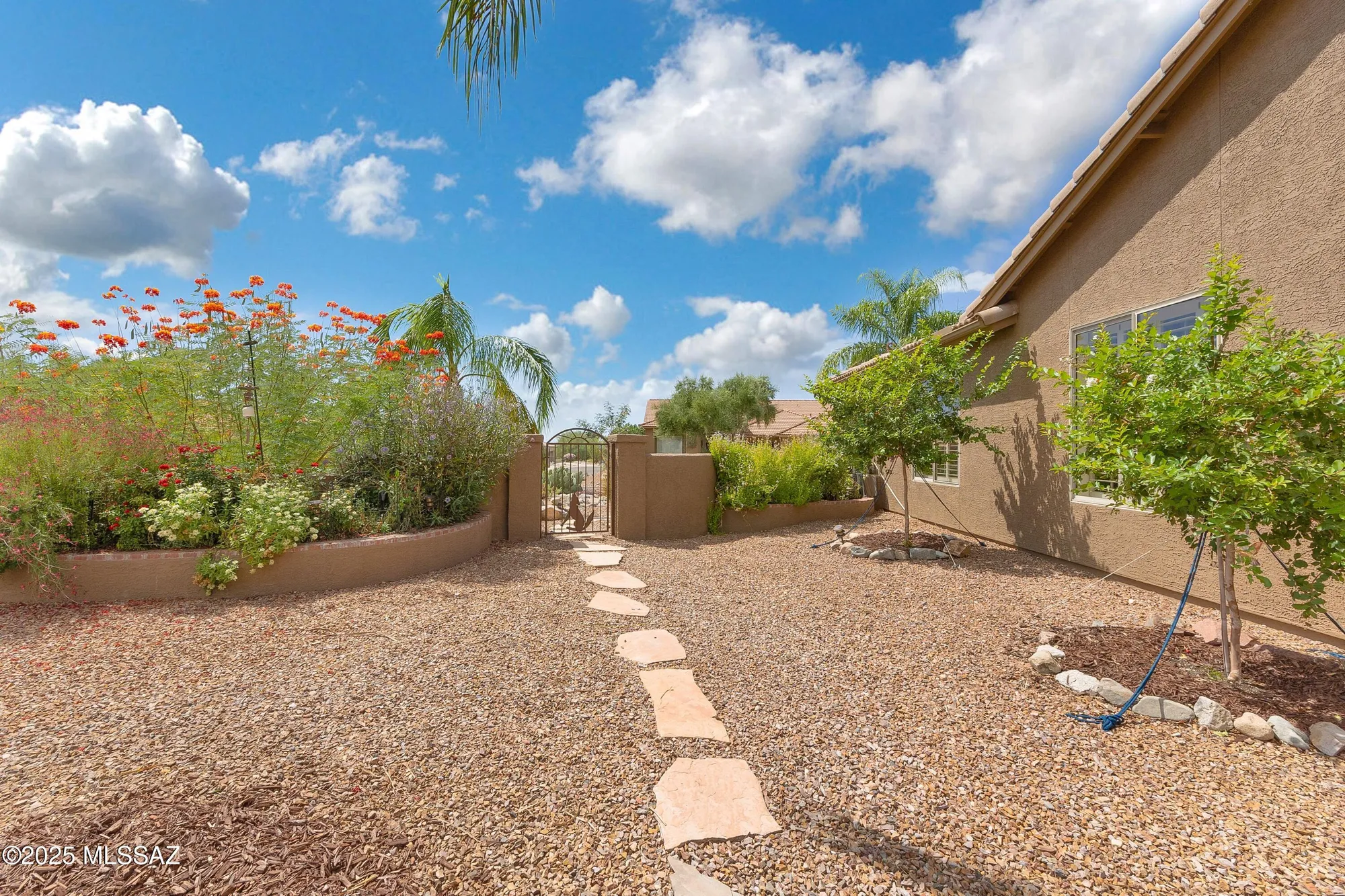 Property Slideshow image 47 of 50 | 37761 s hill side dr, Tucson, AZ, 85739