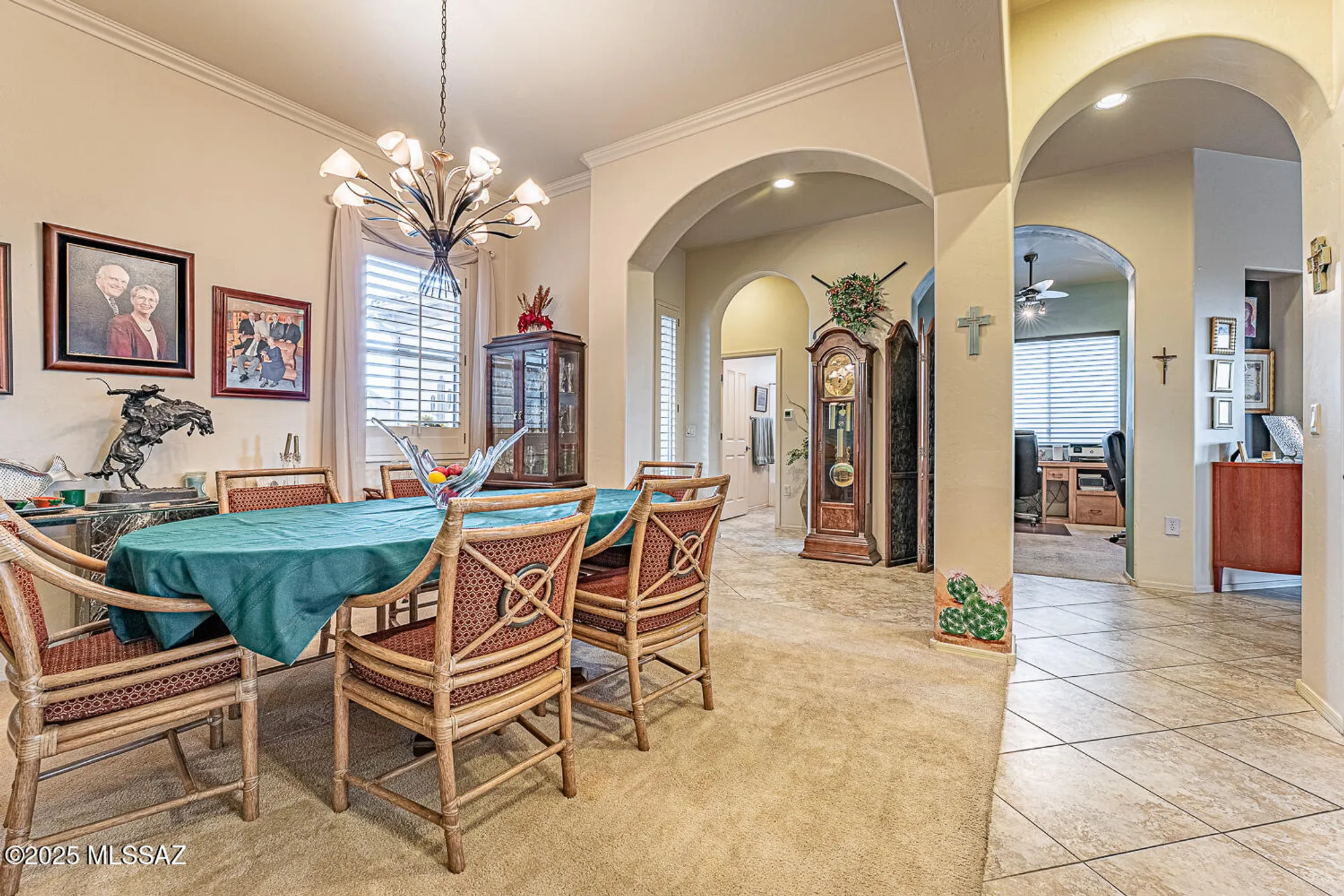 Property Slideshow image 16 of 47 | 2007 w cactus run dr, Green Valley, AZ, 85622