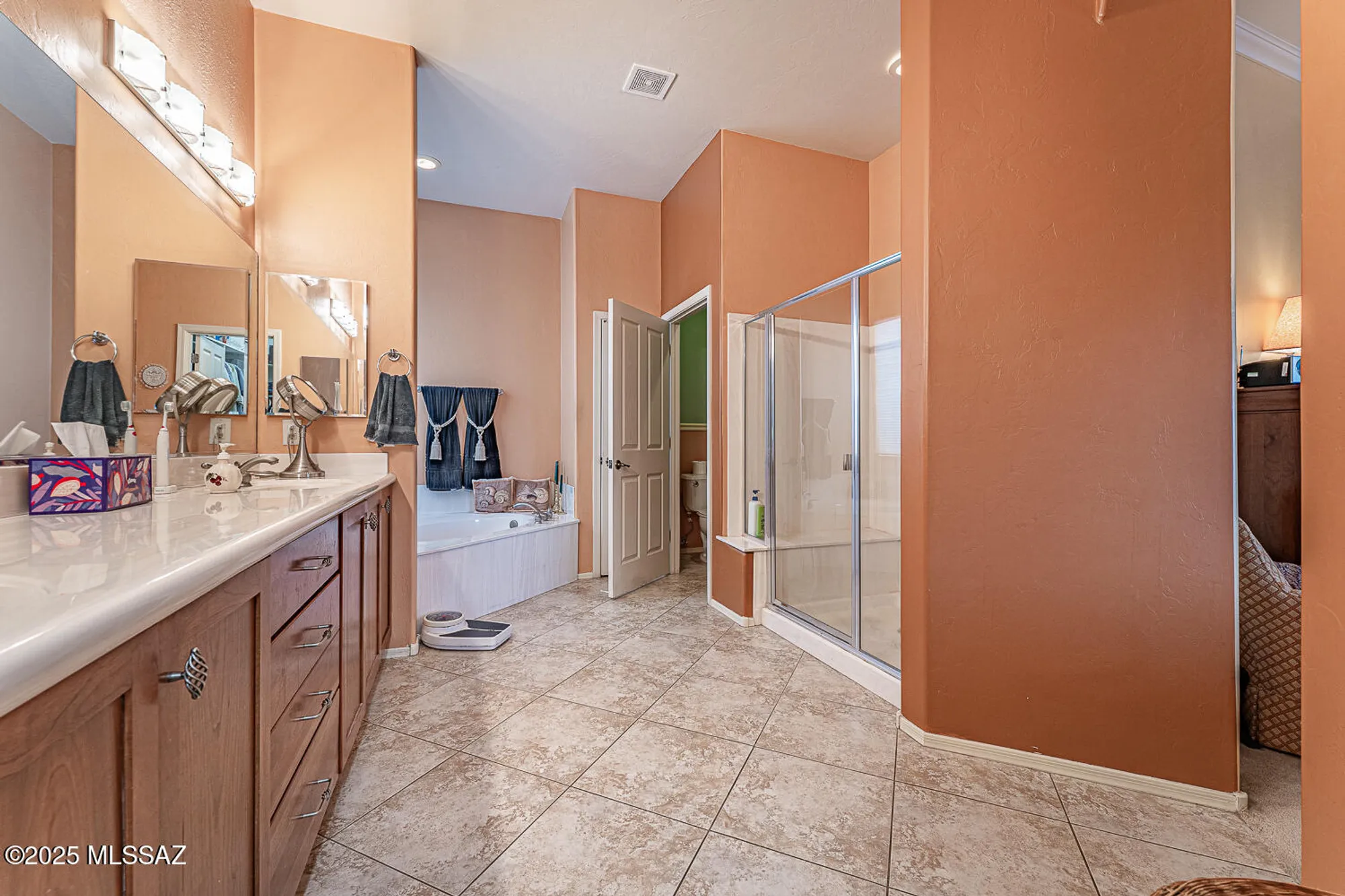 Property Slideshow image 28 of 47 | 2007 w cactus run dr, Green Valley, AZ, 85622