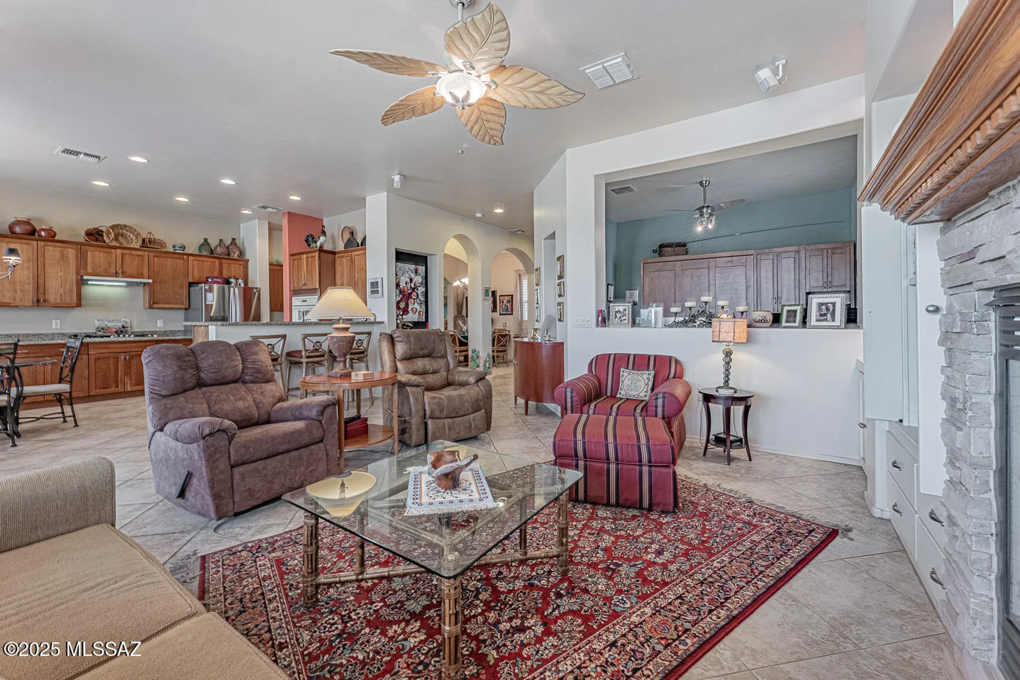 Property Slideshow image 12 of 47 | 2007 w cactus run dr, Green Valley, AZ, 85622