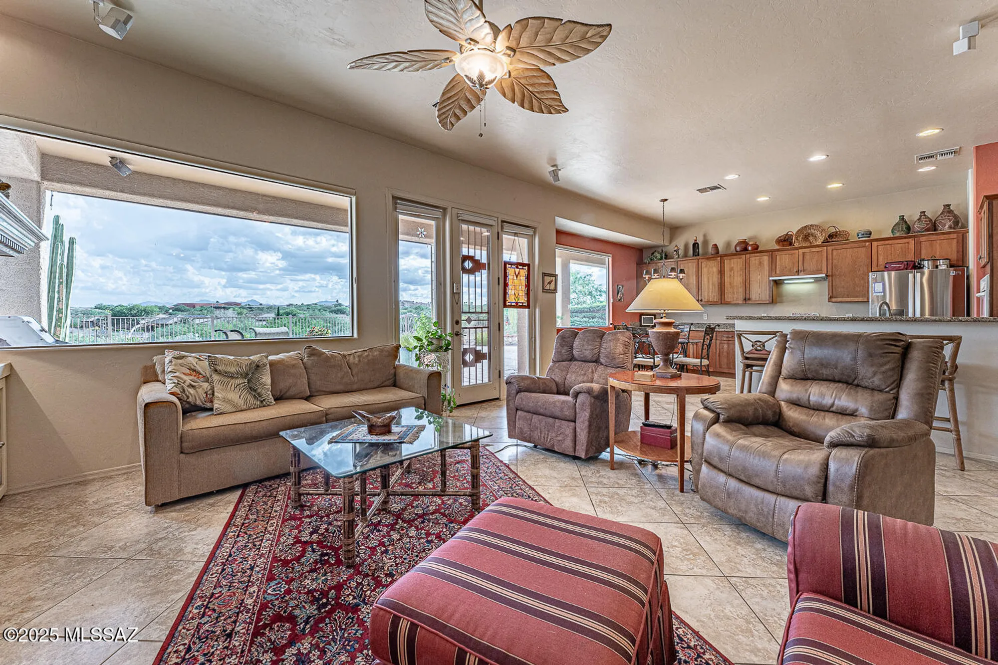 Property Slideshow image 13 of 47 | 2007 w cactus run dr, Green Valley, AZ, 85622