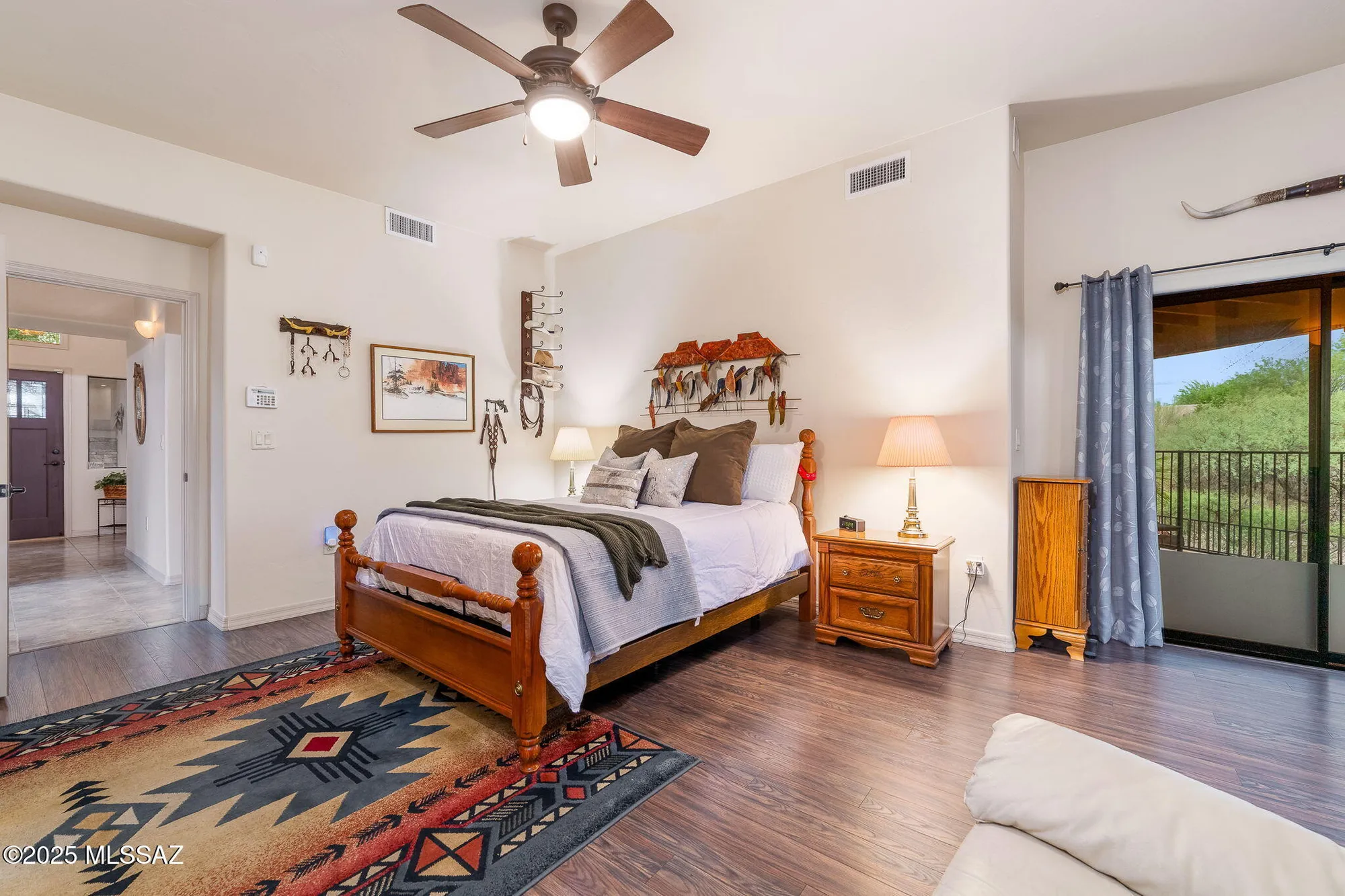 Property Slideshow image 19 of 46 | 922 e vault mine ct, Green Valley, AZ, 85614