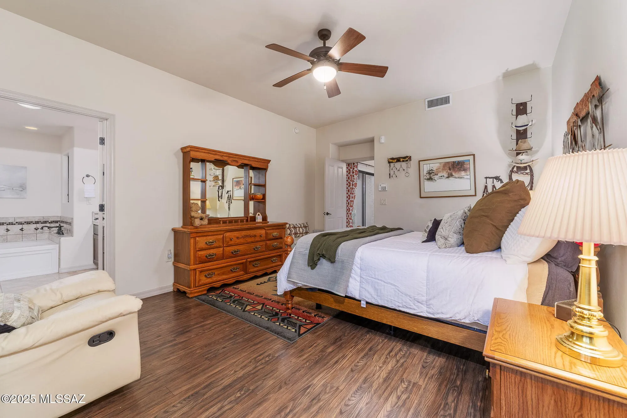 Property Slideshow image 20 of 46 | 922 e vault mine ct, Green Valley, AZ, 85614