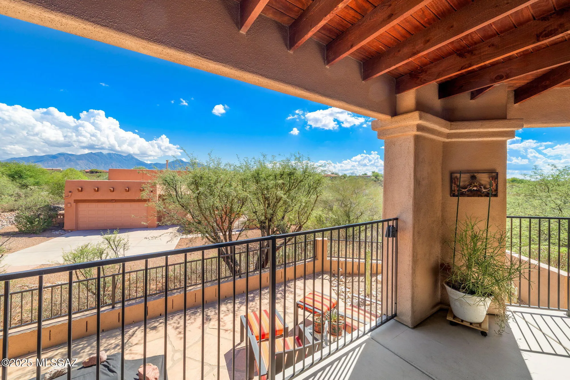 Property Slideshow image 35 of 46 | 922 e vault mine ct, Green Valley, AZ, 85614