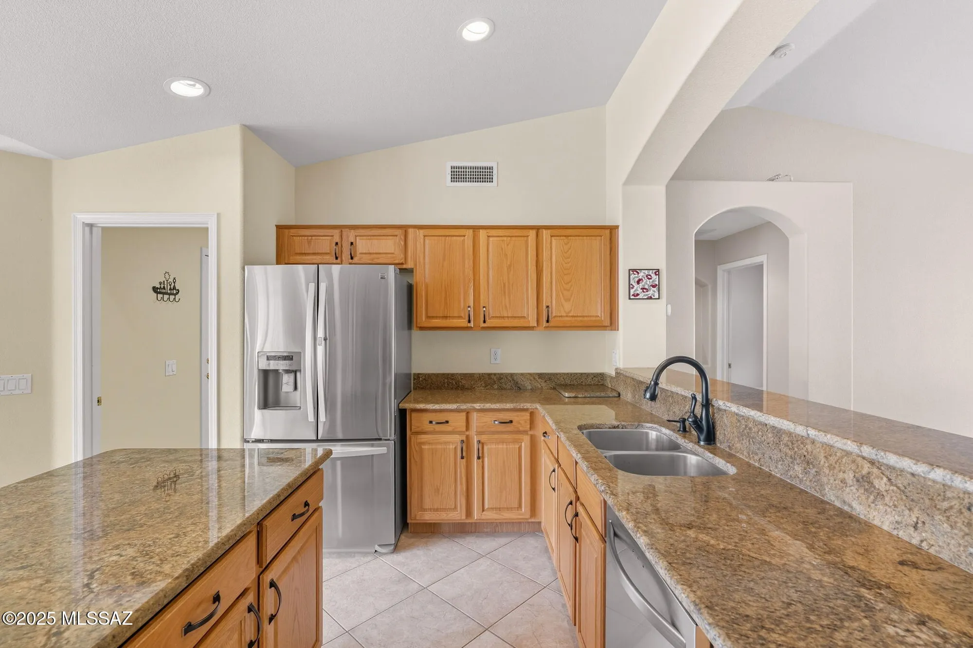 Property Slideshow image 12 of 43 | 62284 e iron crest dr, Tucson, AZ, 85739