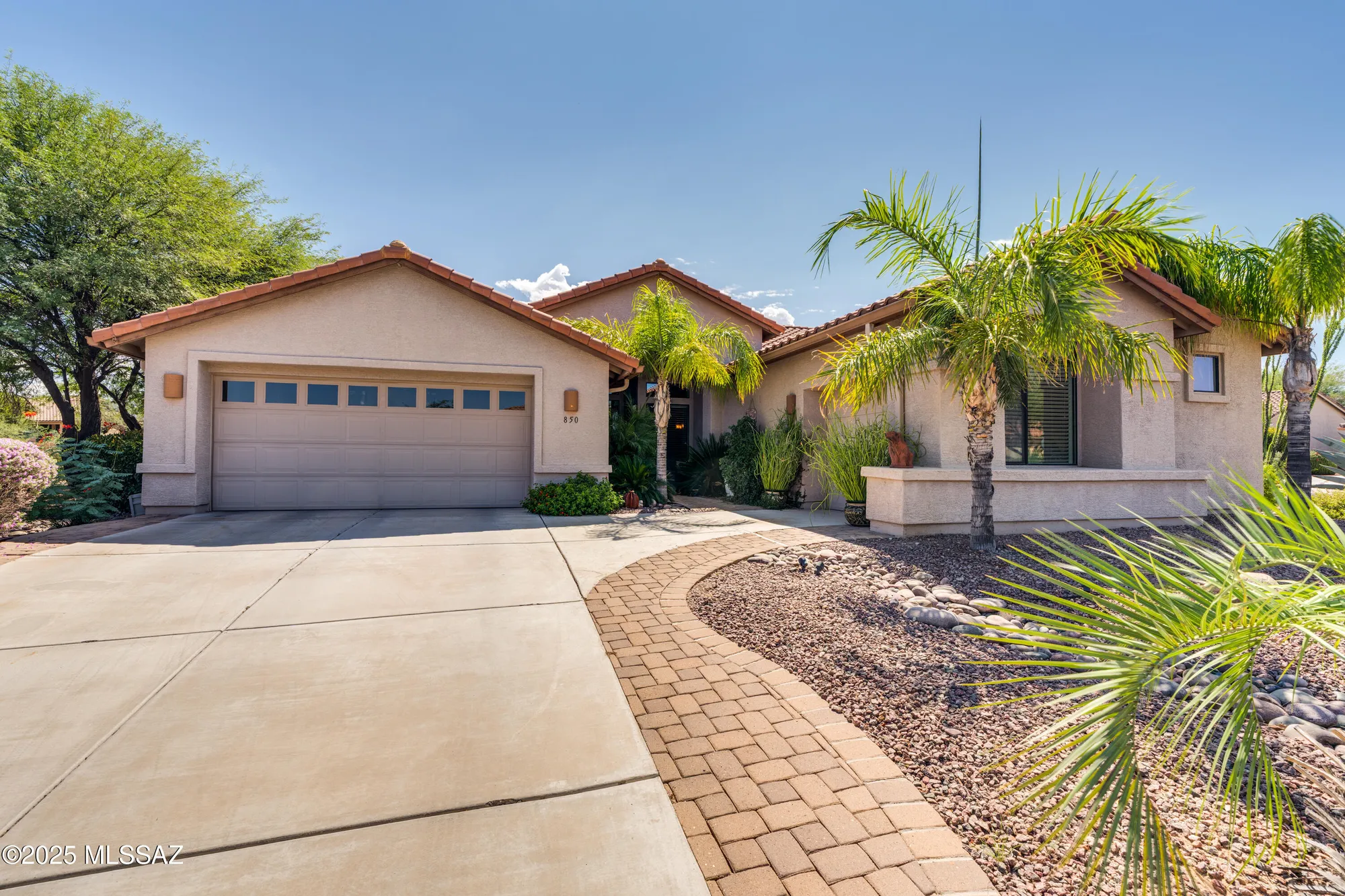 Property Slideshow image 2 of 48 | 850 n hale dr, Green Valley, AZ, 85614