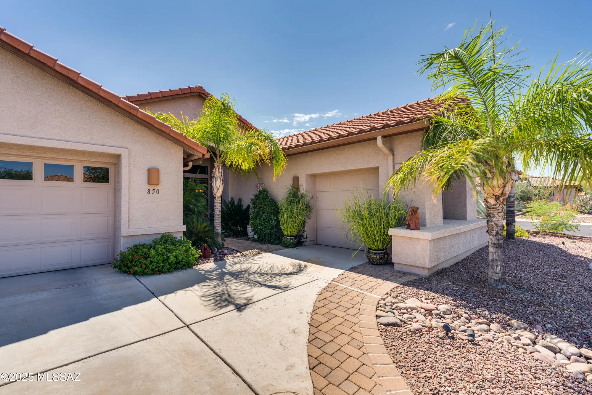 Property Slideshow image 3 of 48 | 850 n hale dr, Green Valley, AZ, 85614
