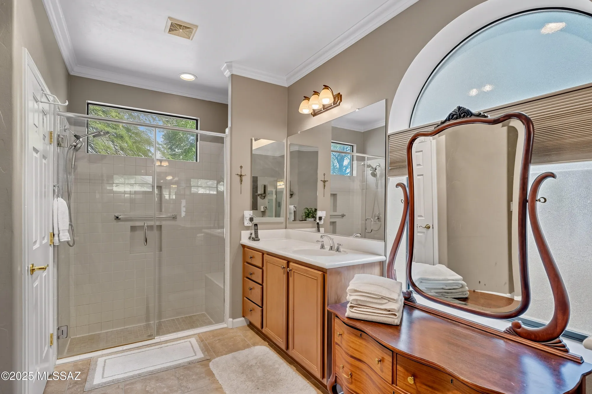 Property Slideshow image 30 of 48 | 850 n hale dr, Green Valley, AZ, 85614