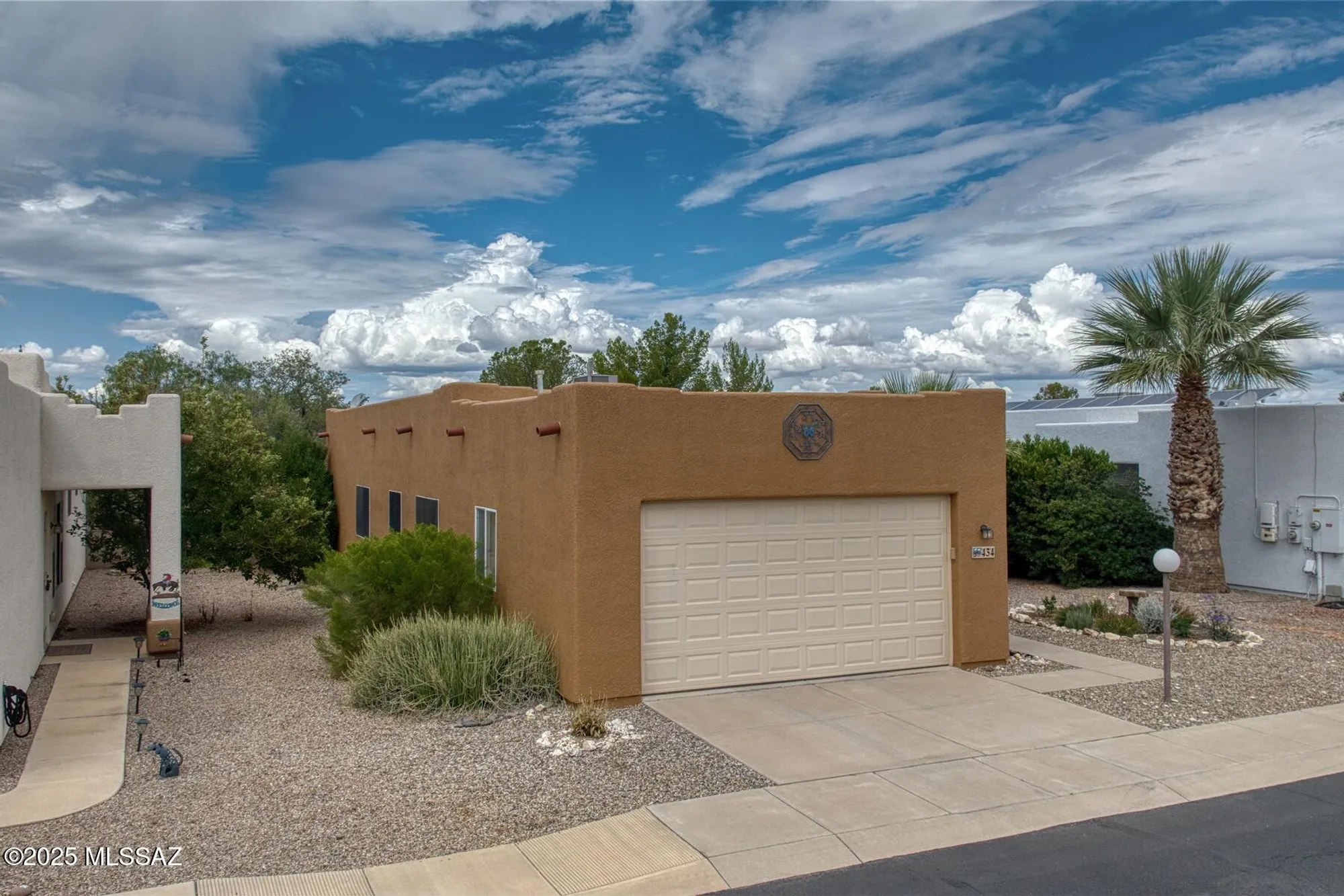 Property Slideshow image 2 of 28 | 434 s meadowood ln, Sierra Vista, AZ, 85635