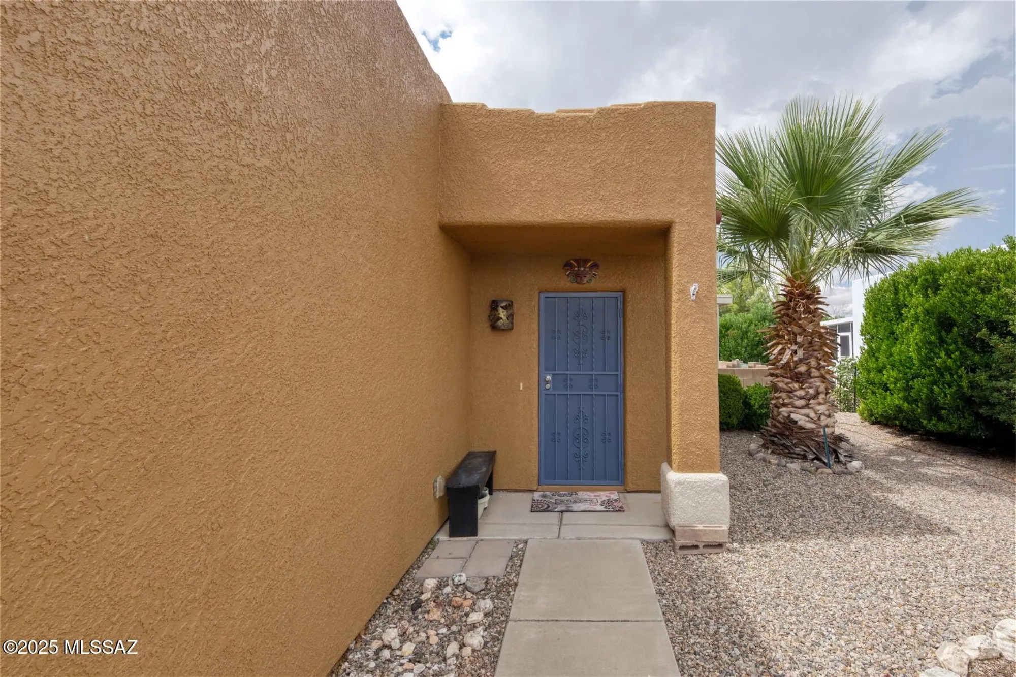 Property Slideshow image 4 of 28 | 434 s meadowood ln, Sierra Vista, AZ, 85635
