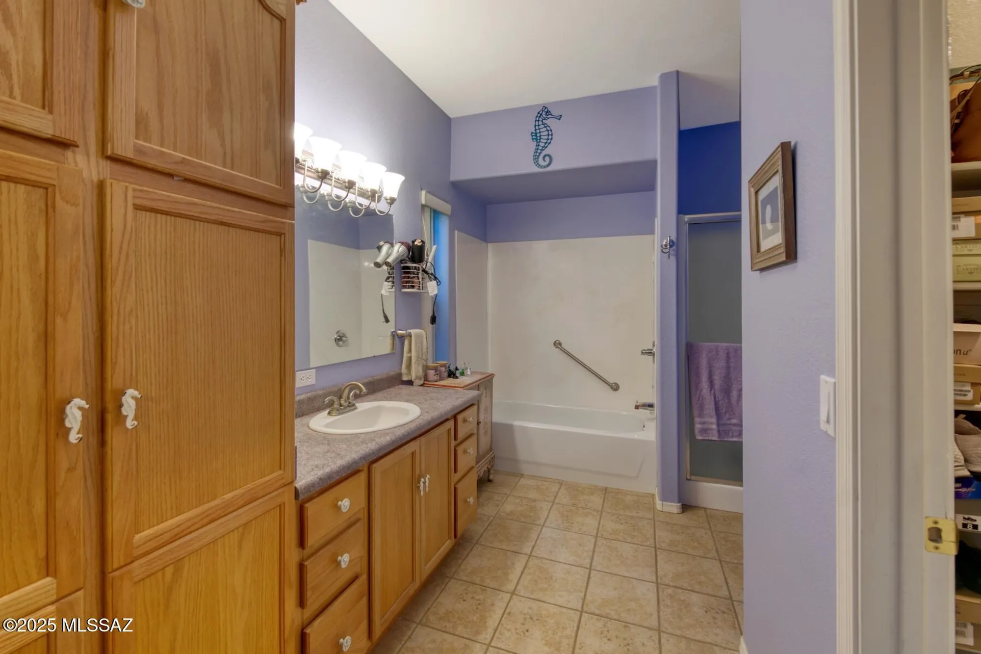 Property Slideshow image 17 of 28 | 434 s meadowood ln, Sierra Vista, AZ, 85635