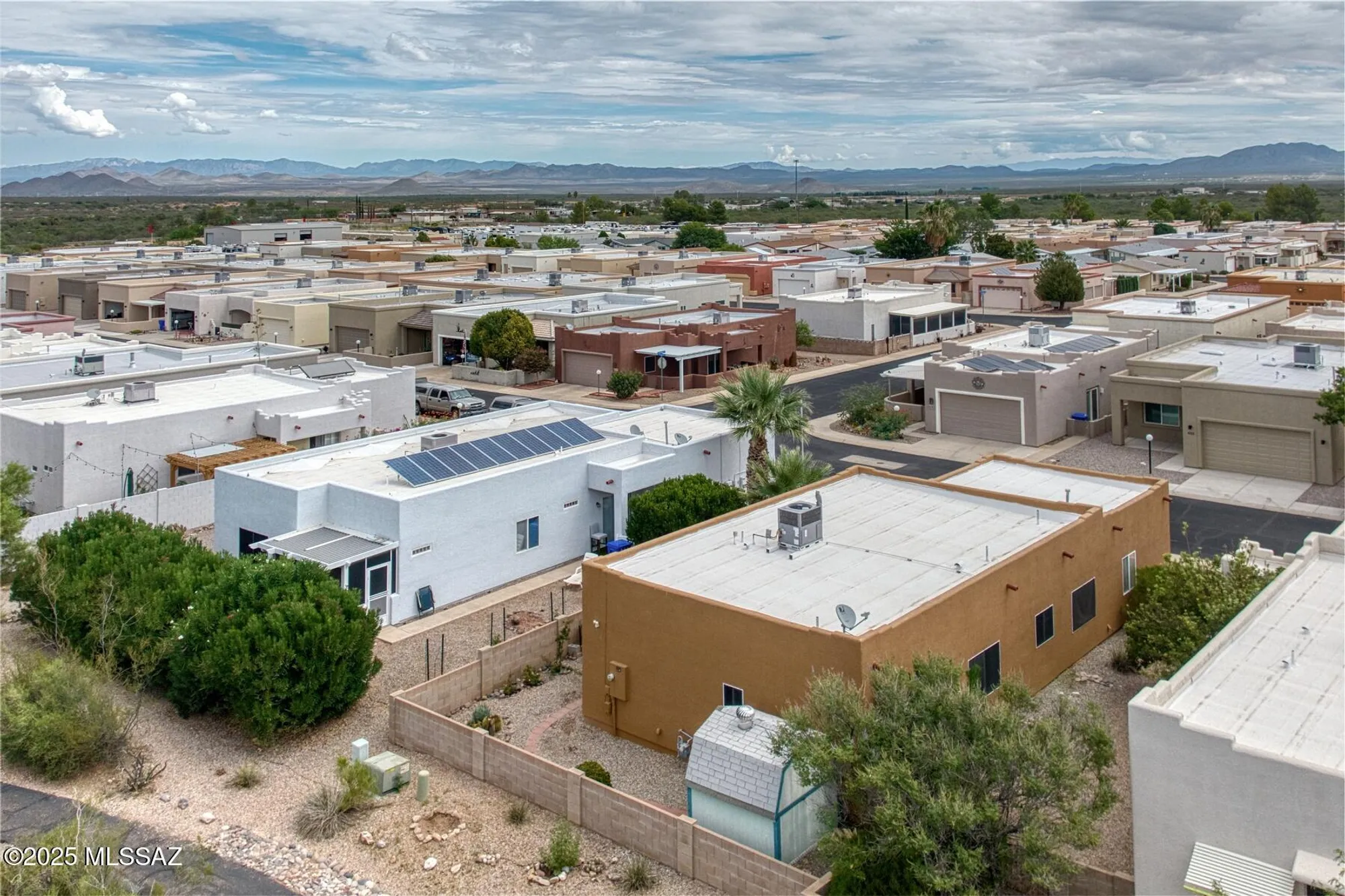 Property Slideshow image 26 of 28 | 434 s meadowood ln, Sierra Vista, AZ, 85635