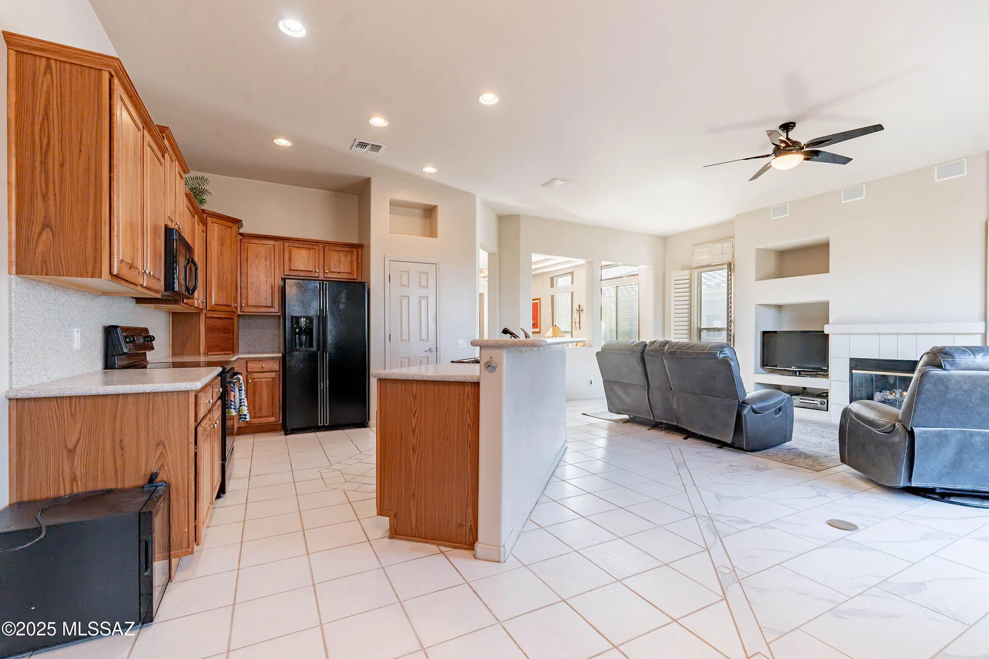 Property Slideshow image 20 of 50 | 13657 n heritage canyon dr, Marana, AZ, 85658