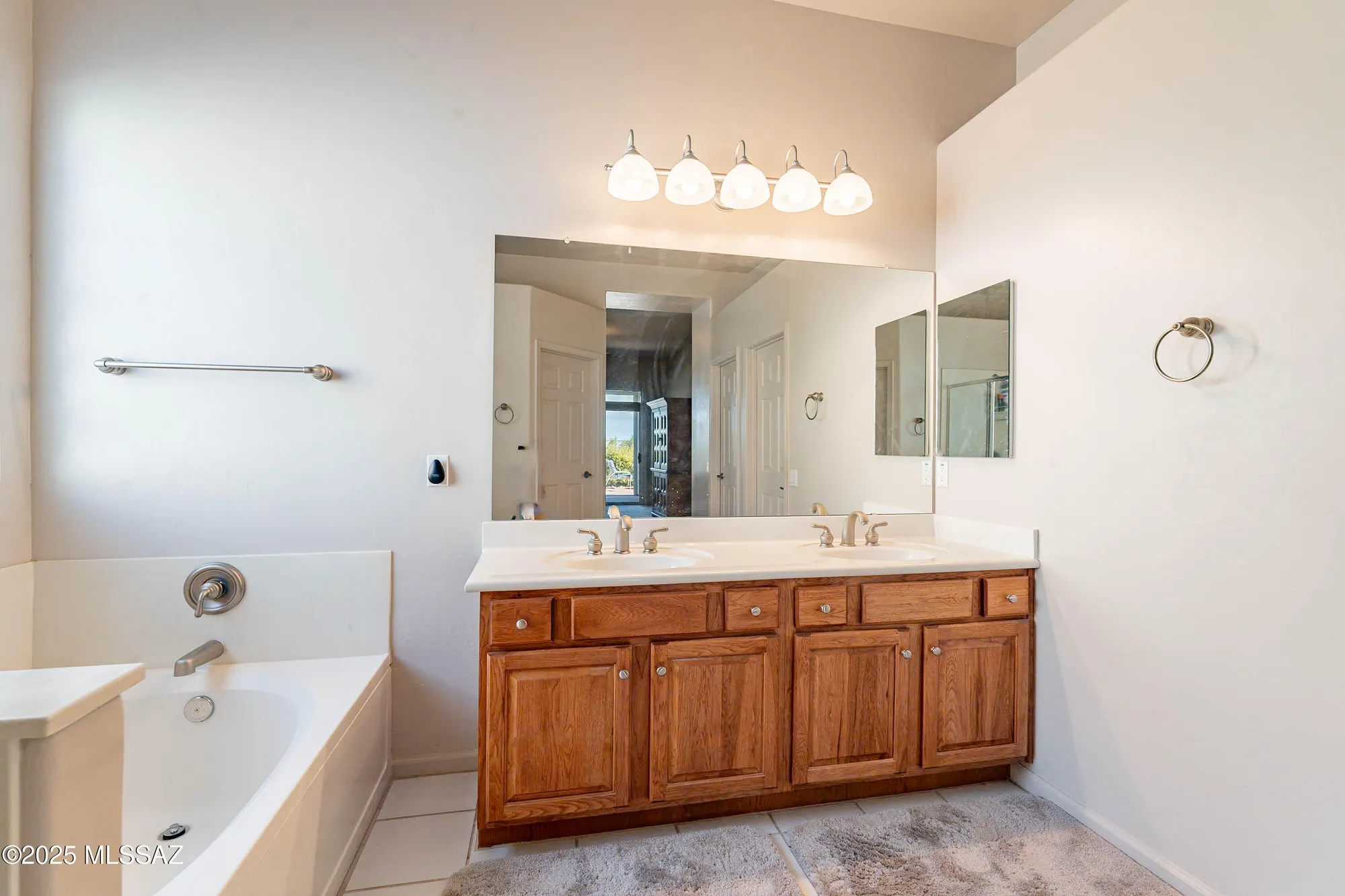 Property Slideshow image 32 of 50 | 13657 n heritage canyon dr, Marana, AZ, 85658