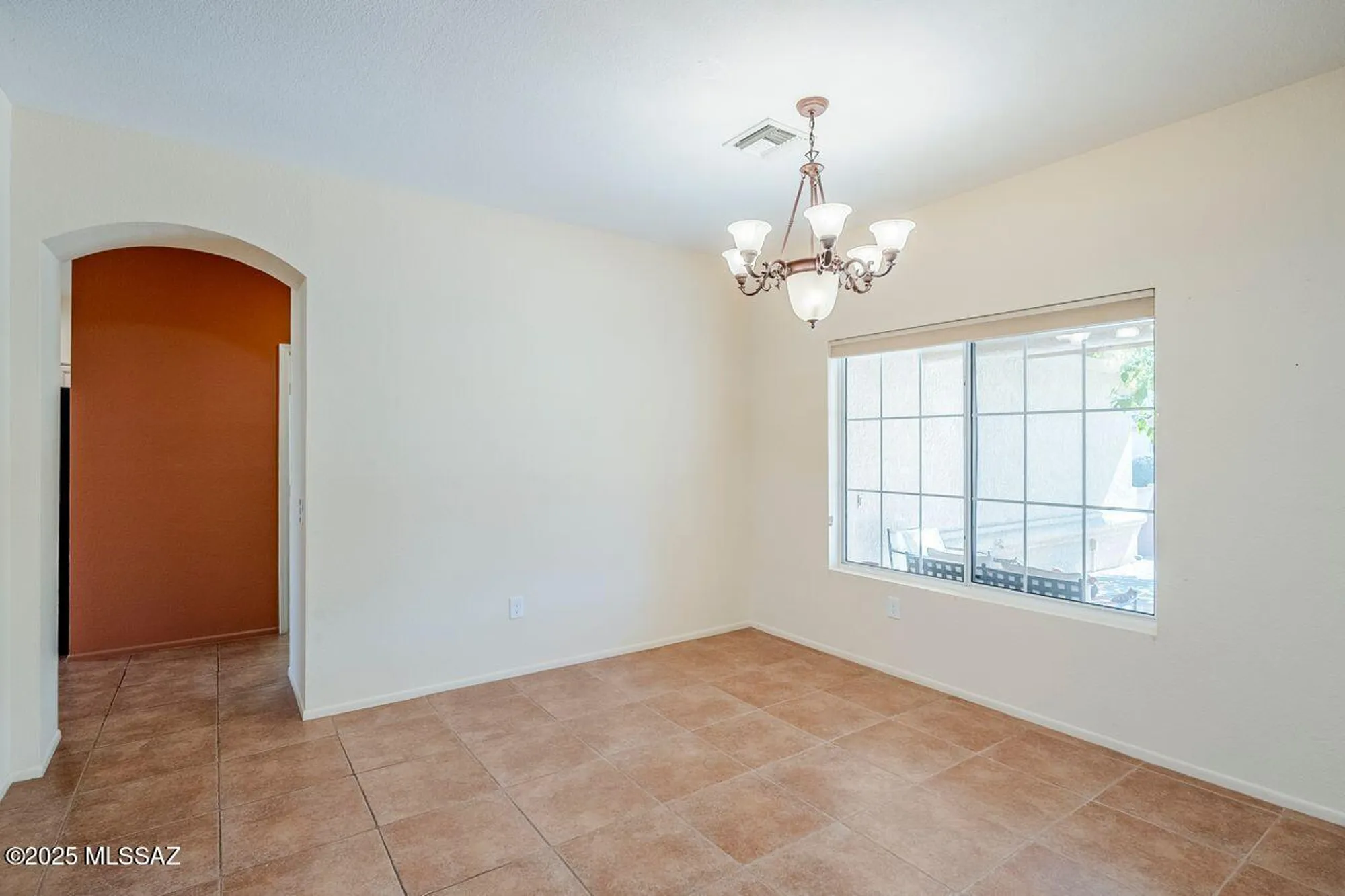 Property Slideshow image 10 of 50 | 14679 n windshade dr, Oro Valley, AZ, 85755