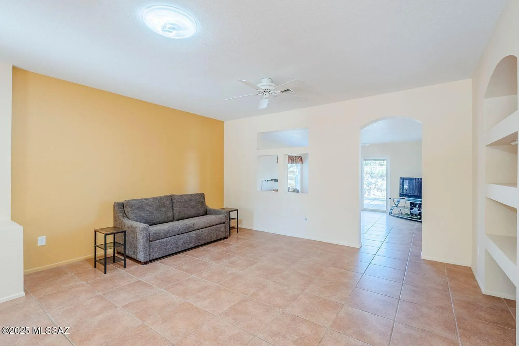 Property Slideshow image 12 of 50 | 14679 n windshade dr, Oro Valley, AZ, 85755