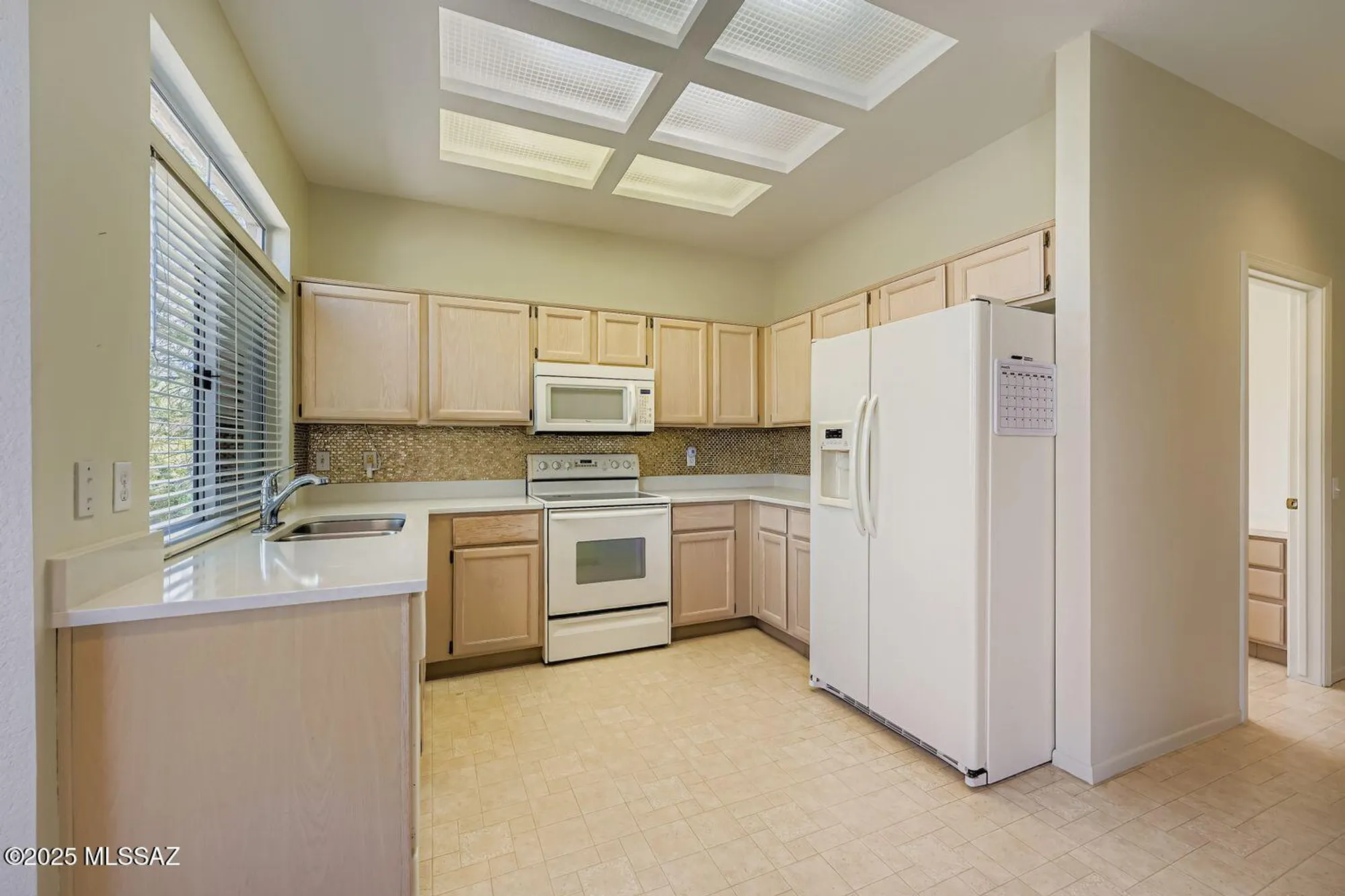 Property Slideshow image 11 of 40 | 917 e royal ridge dr, Oro Valley, AZ, 85755