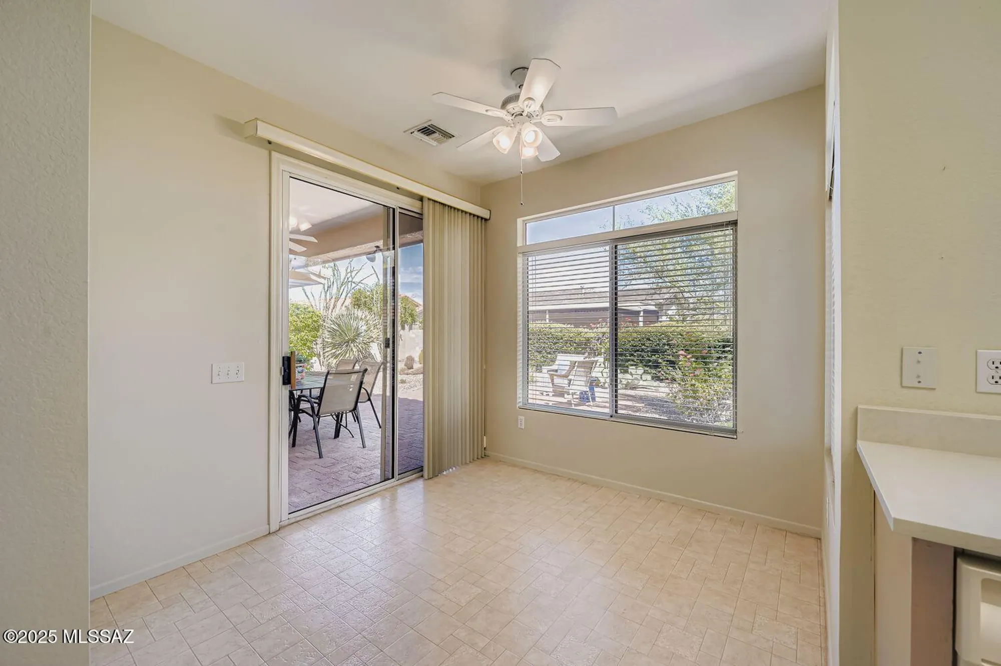 Property Slideshow image 16 of 40 | 917 e royal ridge dr, Oro Valley, AZ, 85755