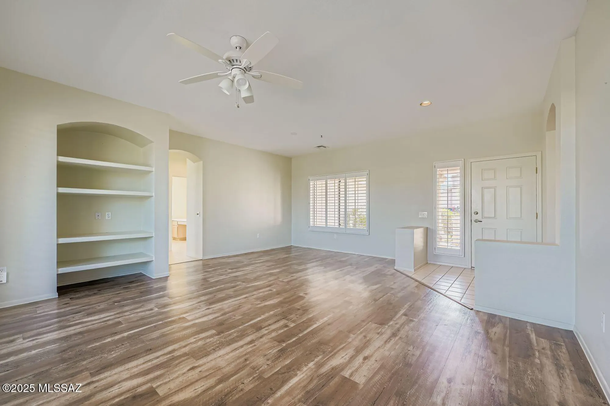 Property Slideshow image 5 of 40 | 917 e royal ridge dr, Oro Valley, AZ, 85755