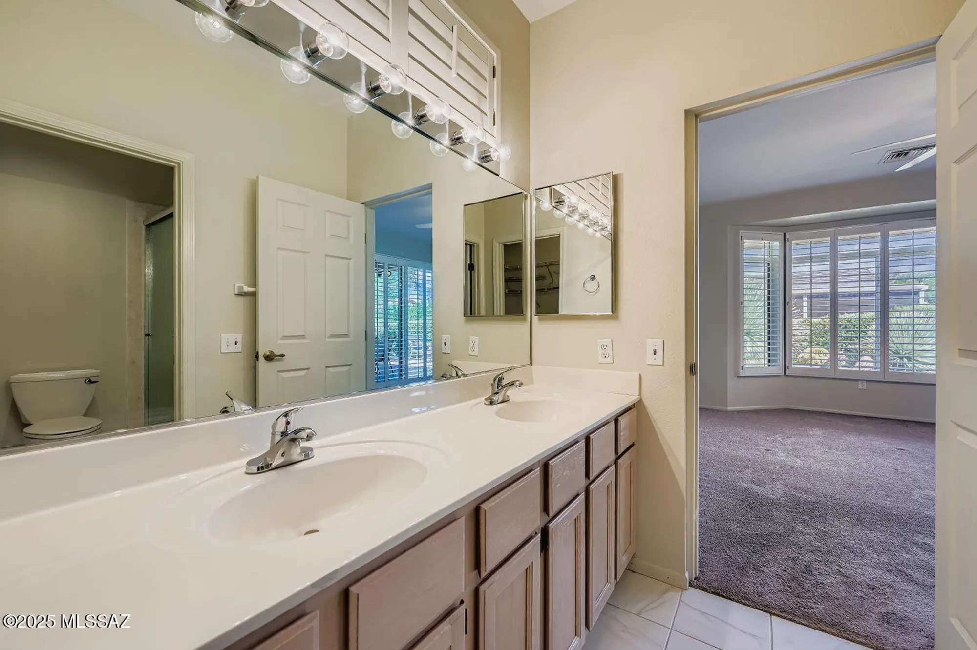 Property Slideshow image 24 of 40 | 917 e royal ridge dr, Oro Valley, AZ, 85755