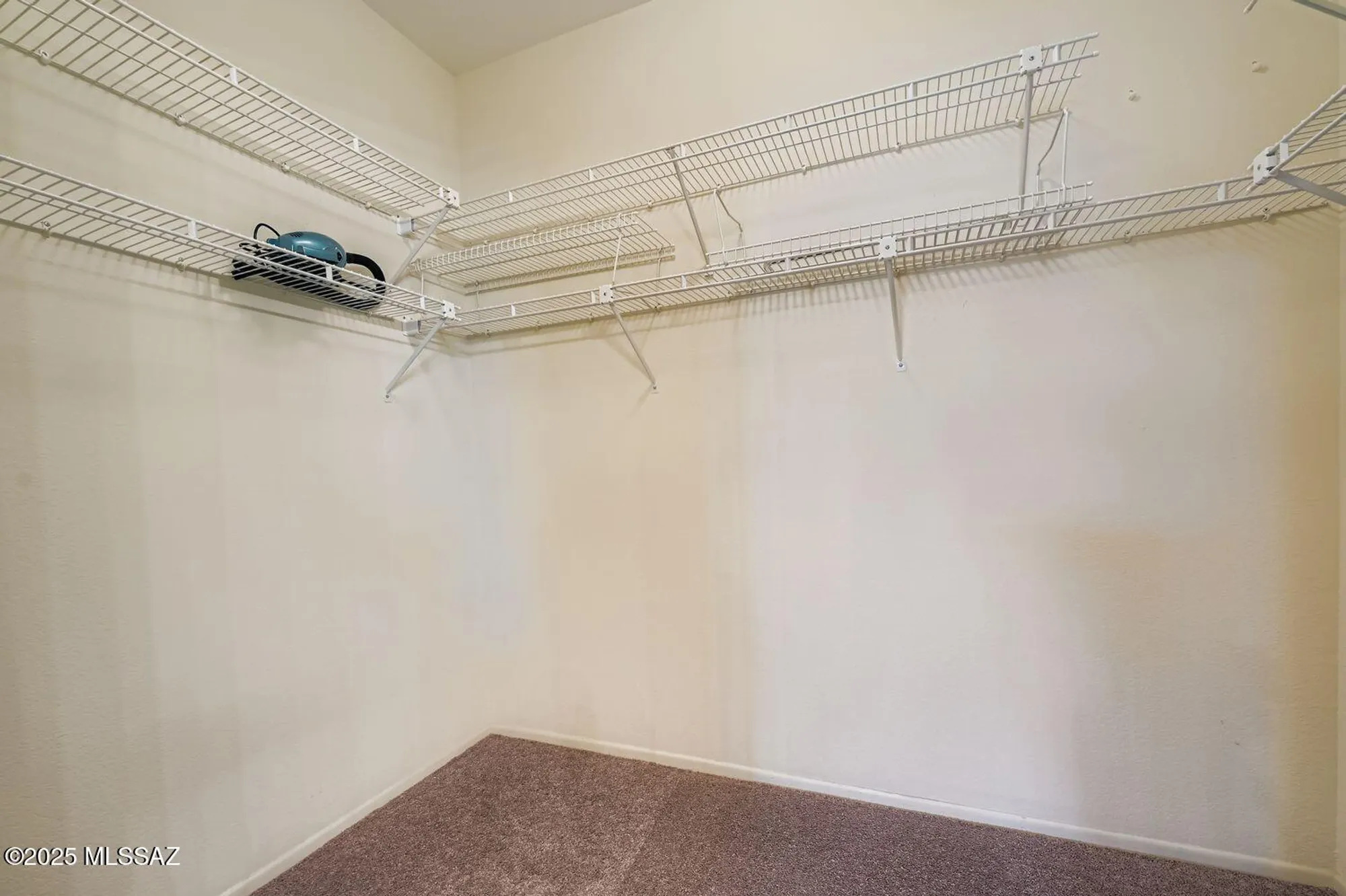 Property Slideshow image 25 of 40 | 917 e royal ridge dr, Oro Valley, AZ, 85755