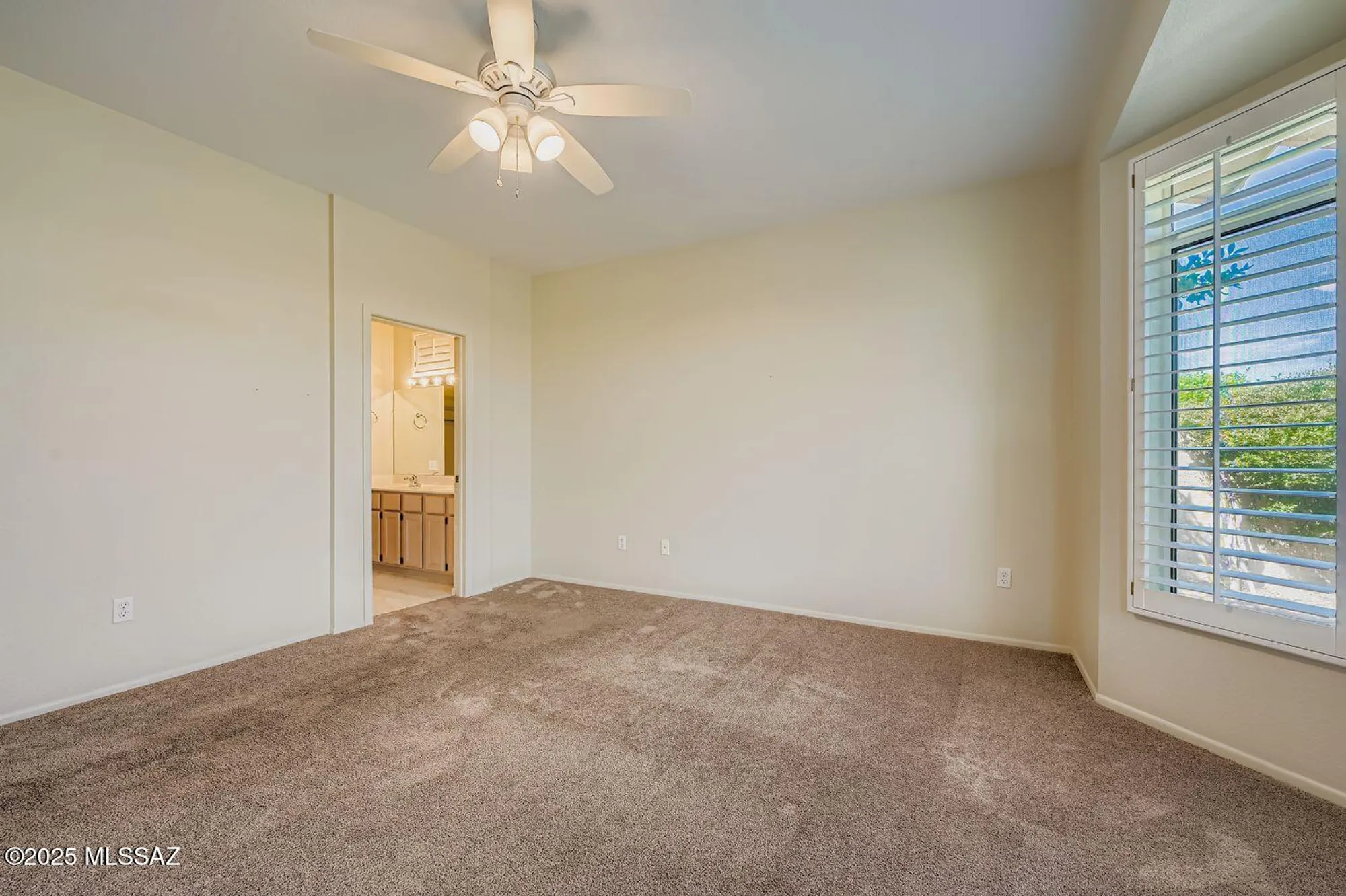 Property Slideshow image 20 of 40 | 917 e royal ridge dr, Oro Valley, AZ, 85755