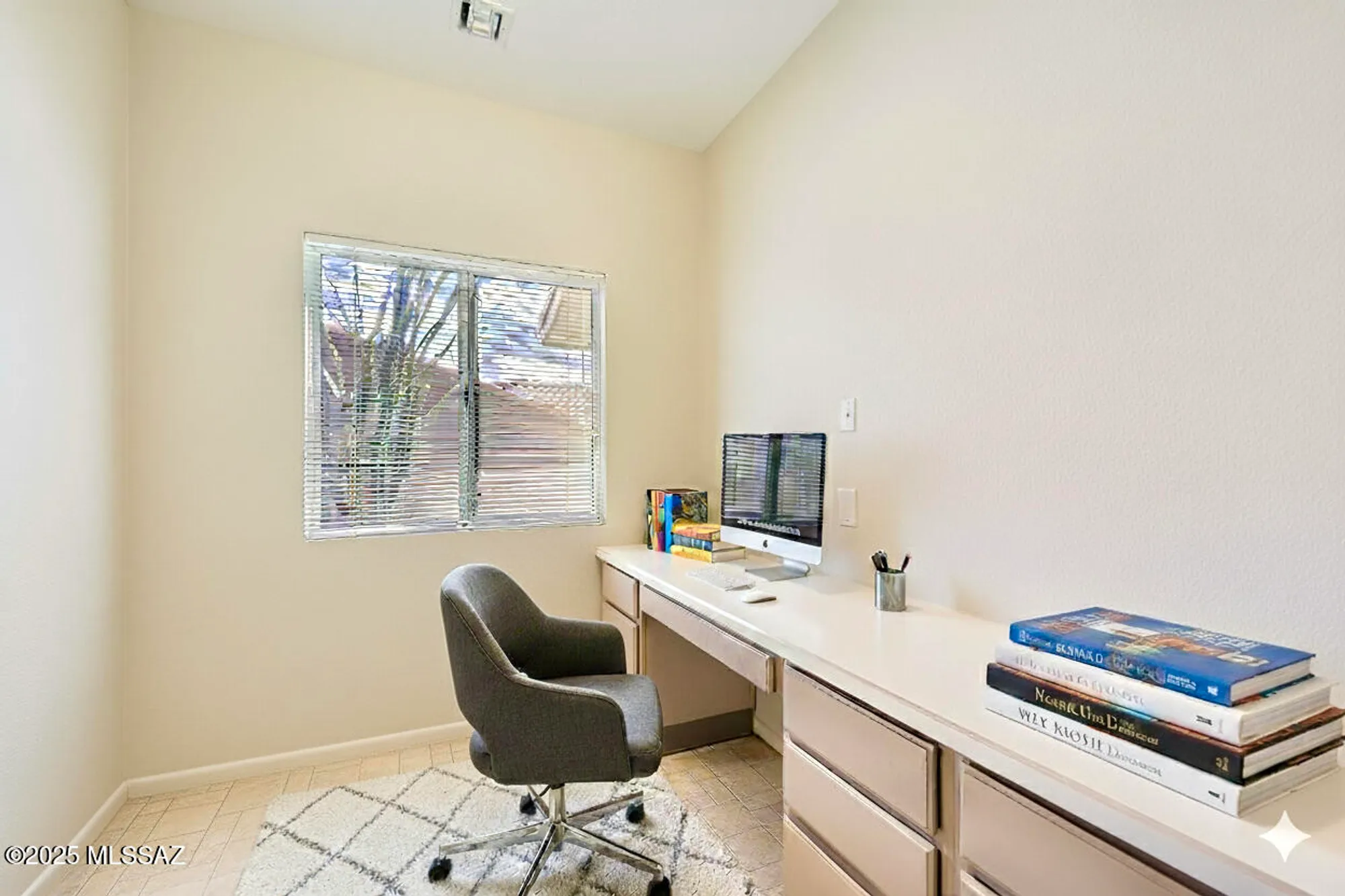 Property Slideshow image 17 of 40 | 917 e royal ridge dr, Oro Valley, AZ, 85755