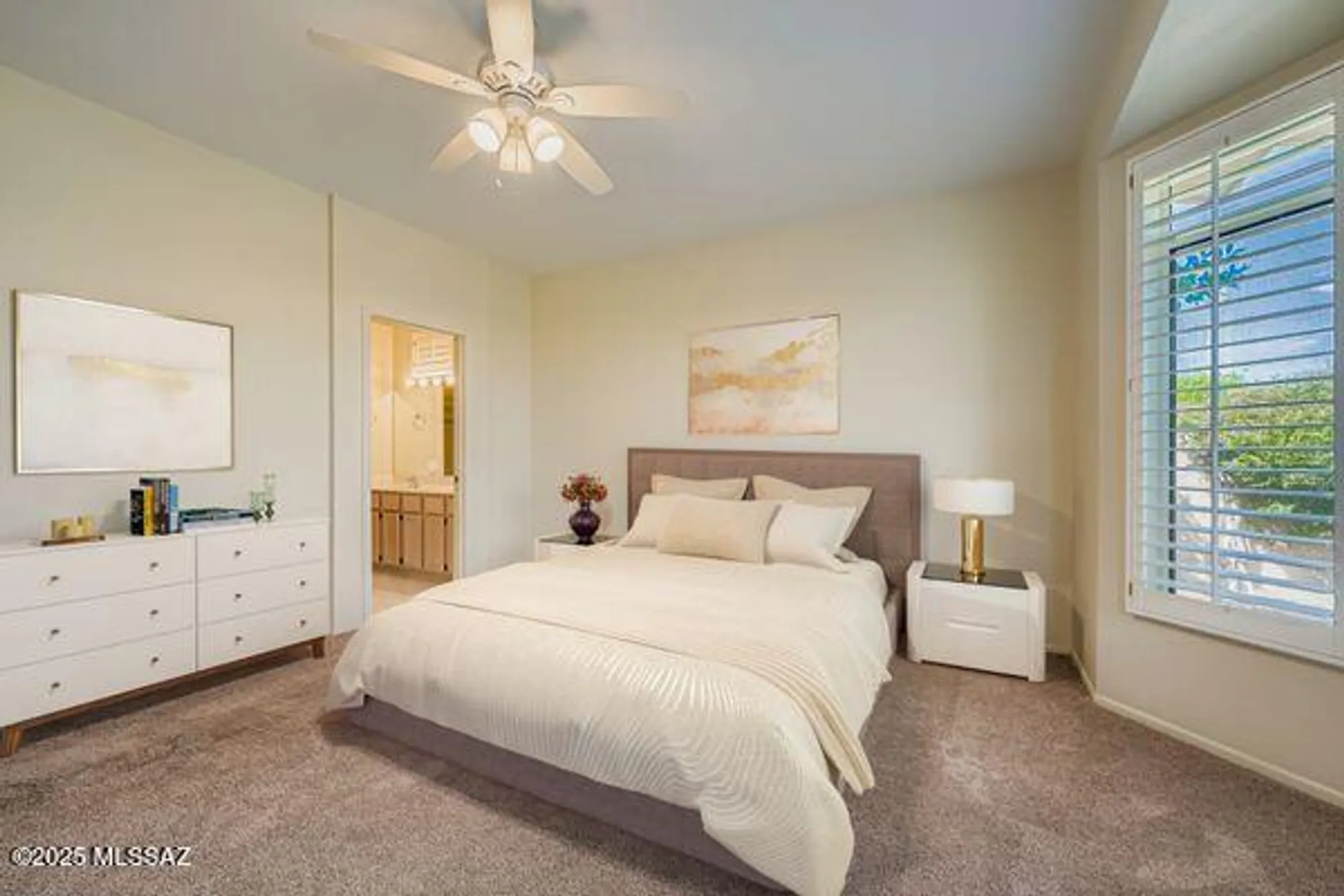 Property Slideshow image 19 of 40 | 917 e royal ridge dr, Oro Valley, AZ, 85755