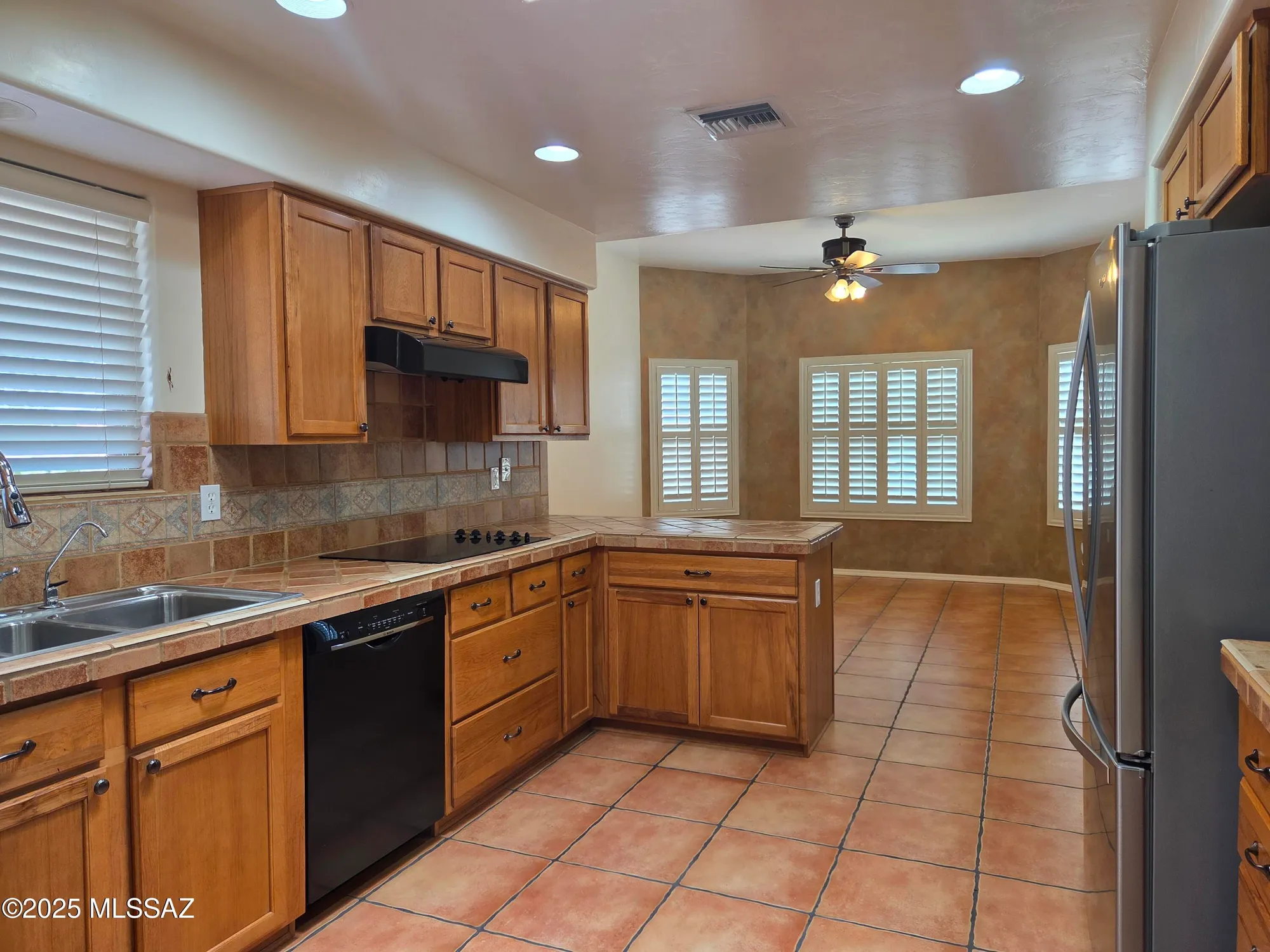 Property Slideshow image 3 of 40 | 648 s placita prosperidad, Green Valley, AZ, 85614
