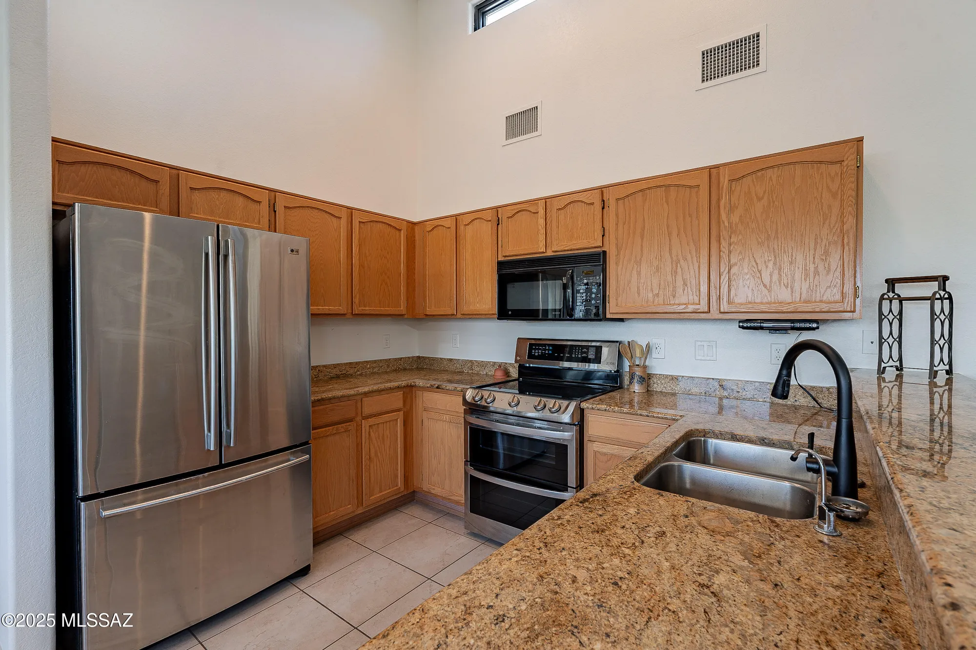 Property Slideshow image 7 of 41 | 188 n cobalt dr, Green Valley, AZ, 85614