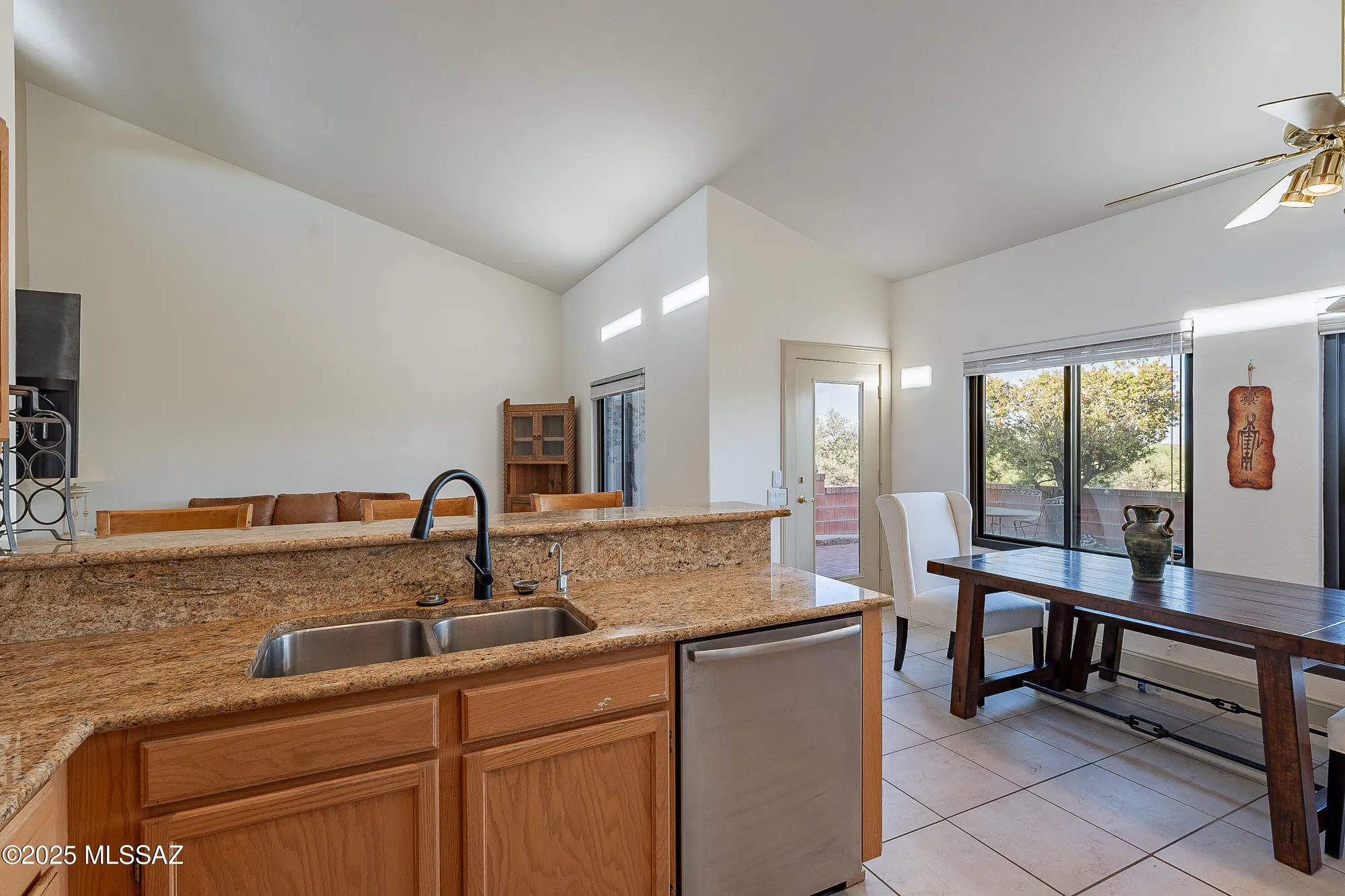 Property Slideshow image 13 of 41 | 188 n cobalt dr, Green Valley, AZ, 85614