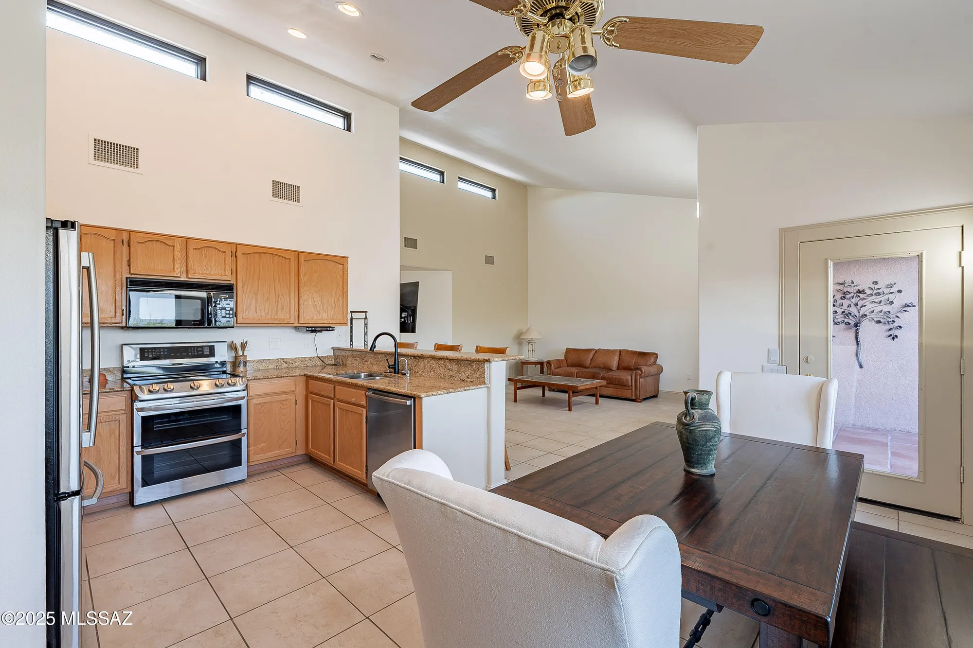 Property Slideshow image 19 of 41 | 188 n cobalt dr, Green Valley, AZ, 85614