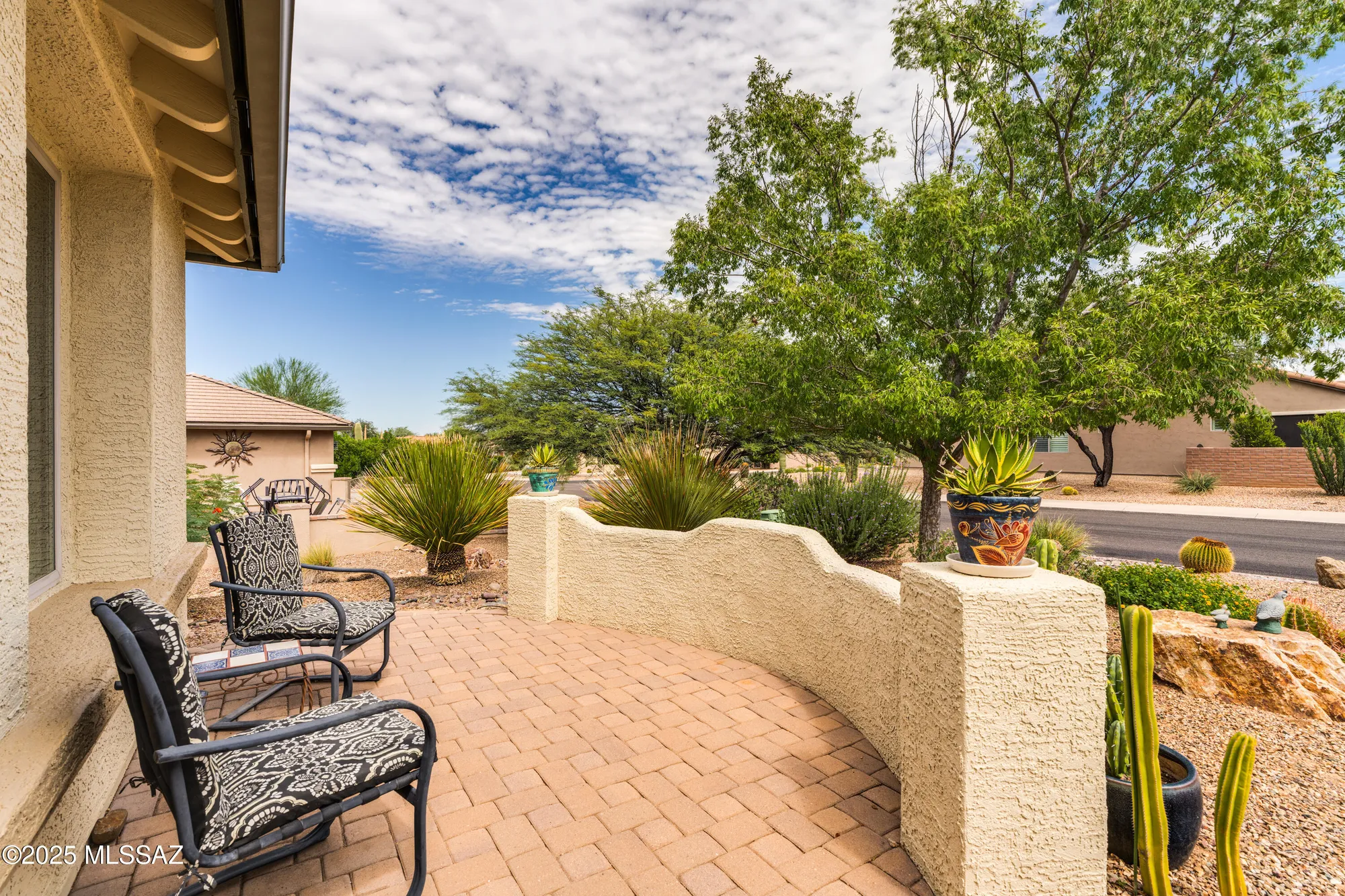 Property Slideshow image 4 of 49 | 671 n keyes rd, Green Valley, AZ, 85614