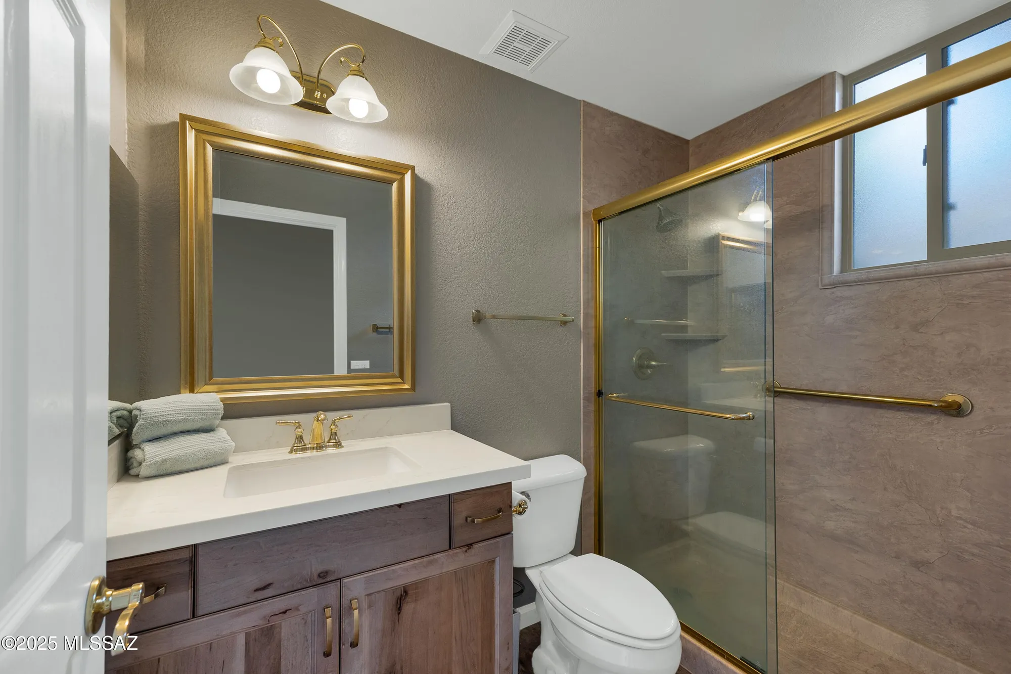 Property Slideshow image 21 of 48 | 38162 s desert bluff dr, Saddlebrooke, AZ, 85739