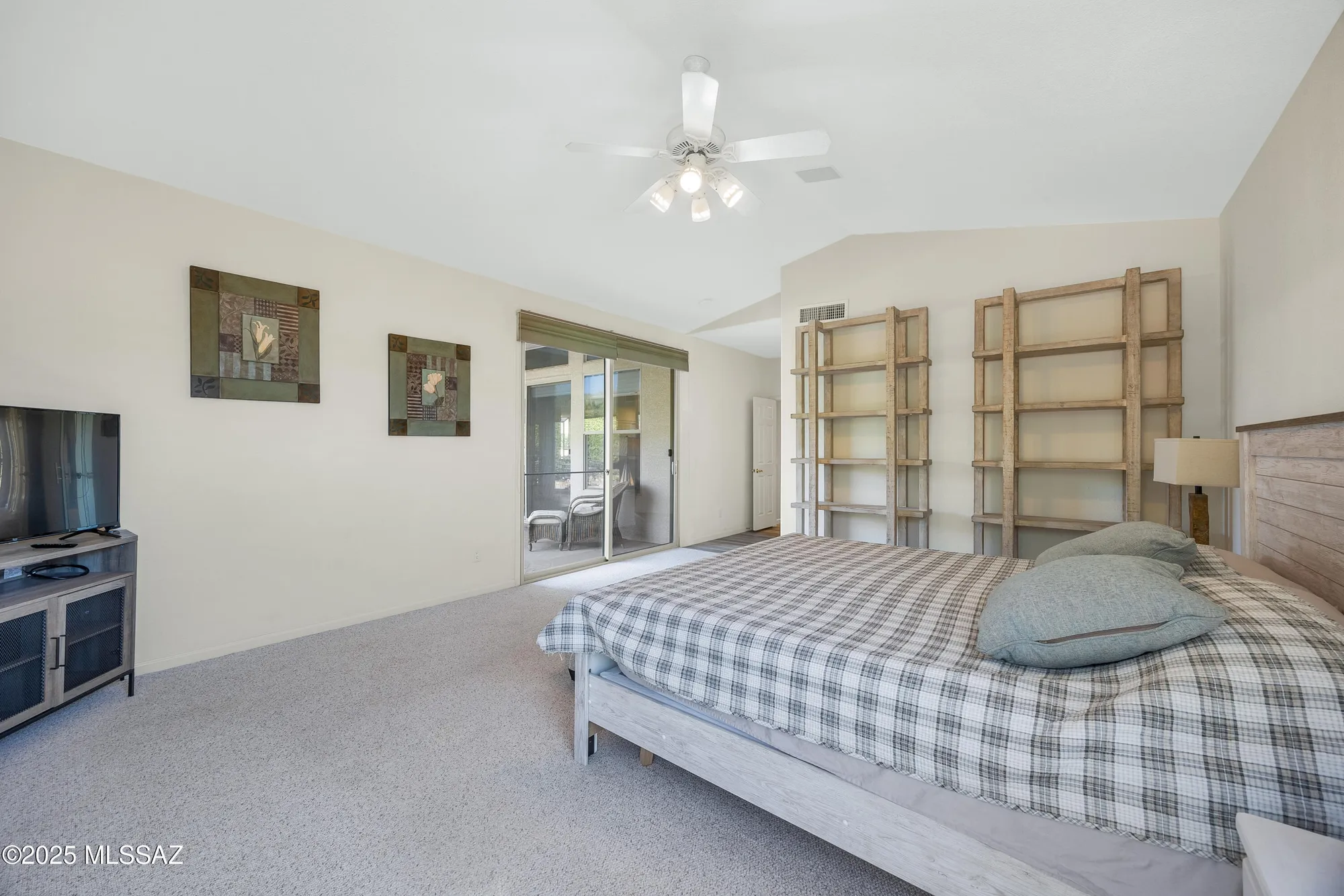 Property Slideshow image 22 of 48 | 38162 s desert bluff dr, Saddlebrooke, AZ, 85739