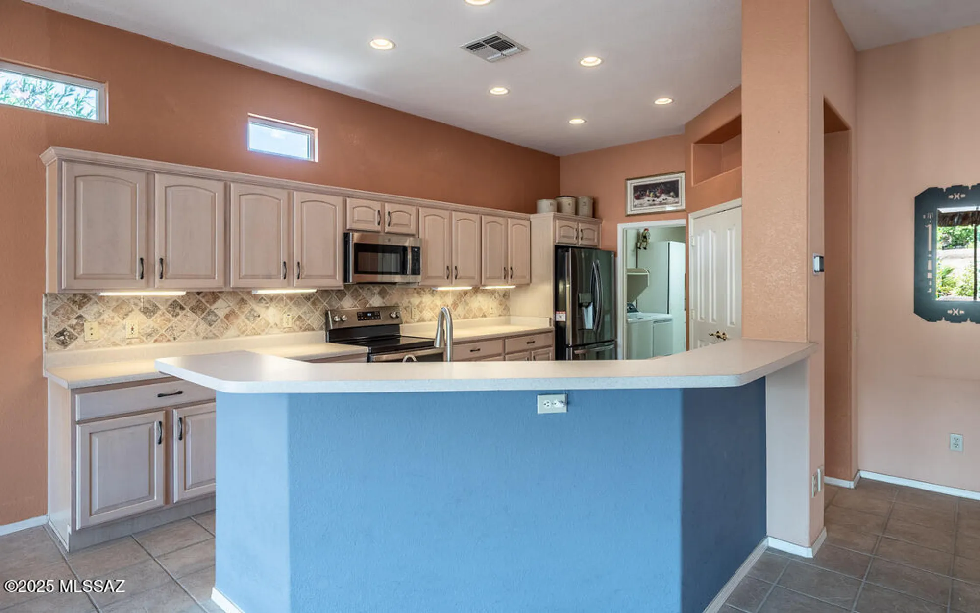 Property Slideshow image 15 of 42 | 13712 n holly grape dr, Marana, AZ, 85658