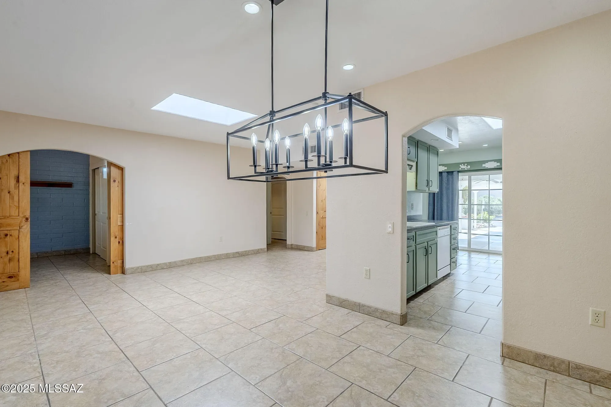 Property Slideshow image 8 of 29 | 1138 s alpine cir, Green Valley, AZ, 85614