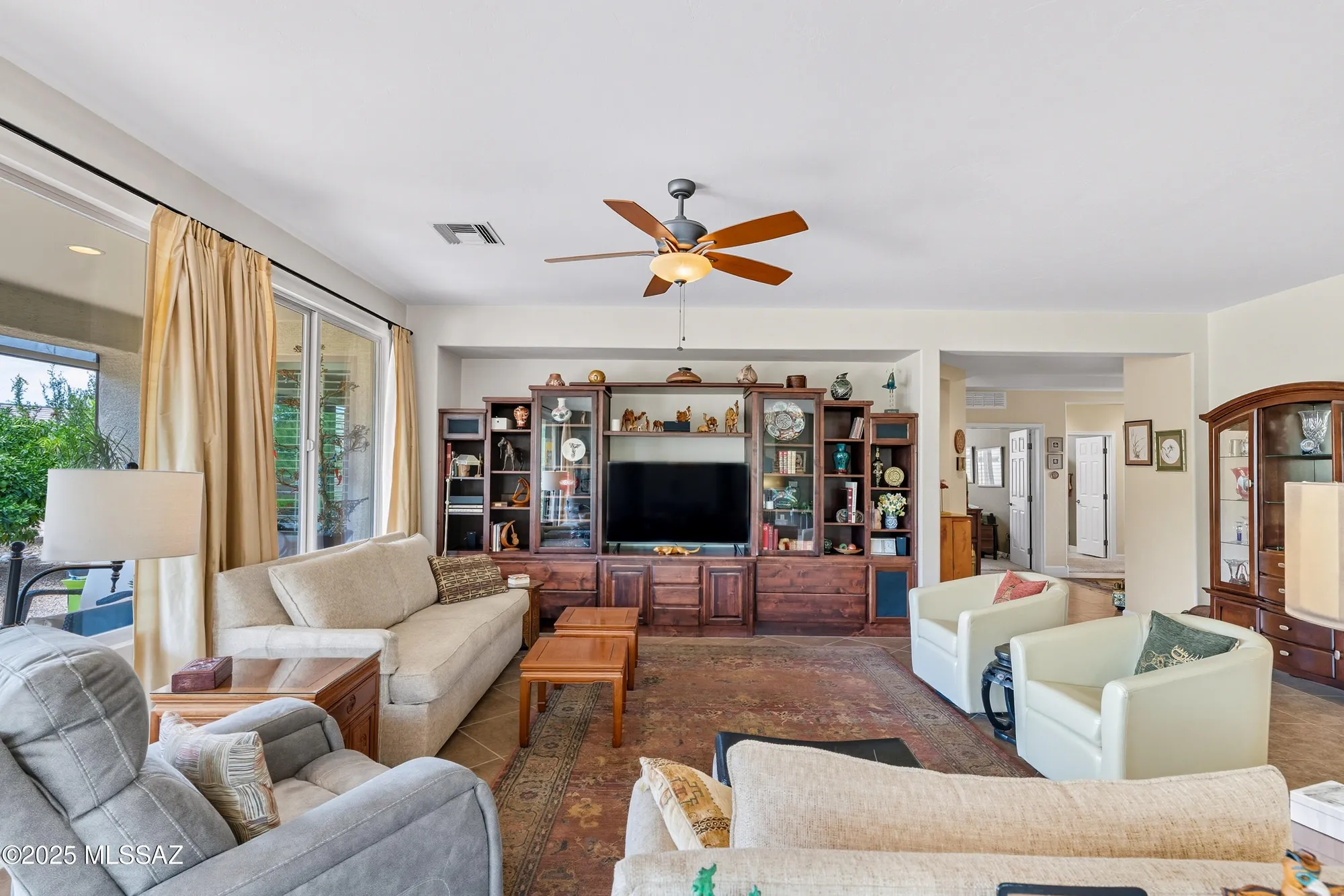 Property Slideshow image 11 of 49 | 671 n keyes rd, Green Valley, AZ, 85614