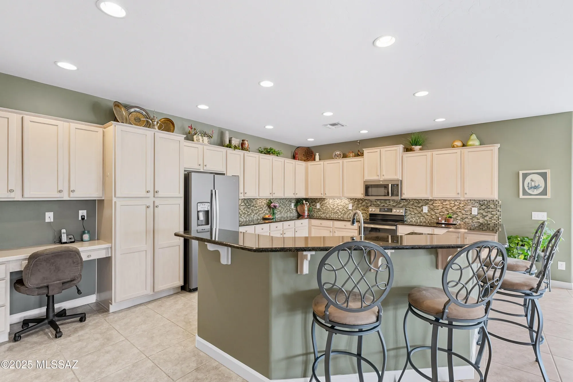 Property Slideshow image 17 of 49 | 671 n keyes rd, Green Valley, AZ, 85614