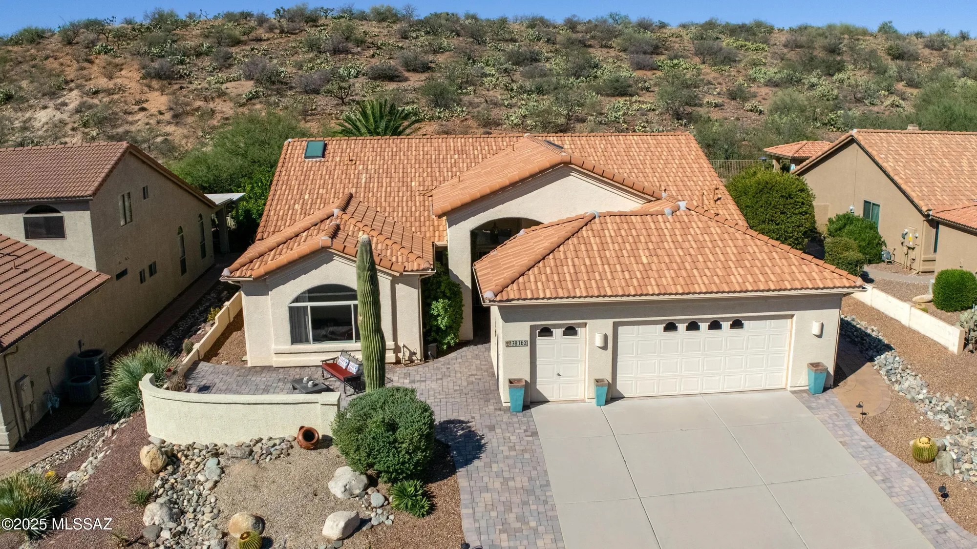 Property Slideshow image 1 of 48 | 38162 s desert bluff dr, Saddlebrooke, AZ, 85739