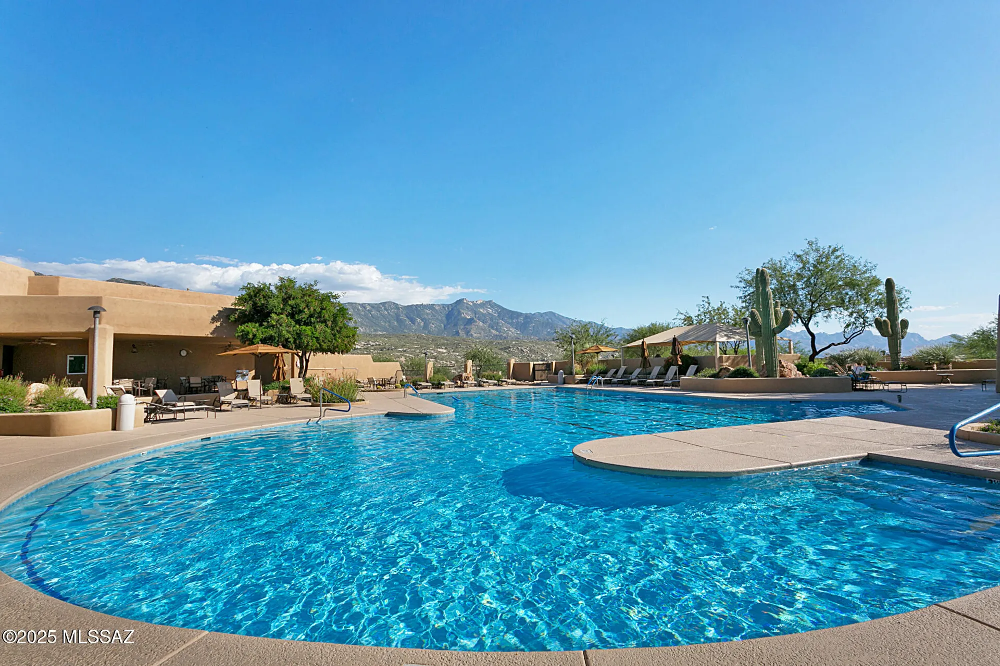 Property Slideshow image 43 of 48 | 38162 s desert bluff dr, Saddlebrooke, AZ, 85739