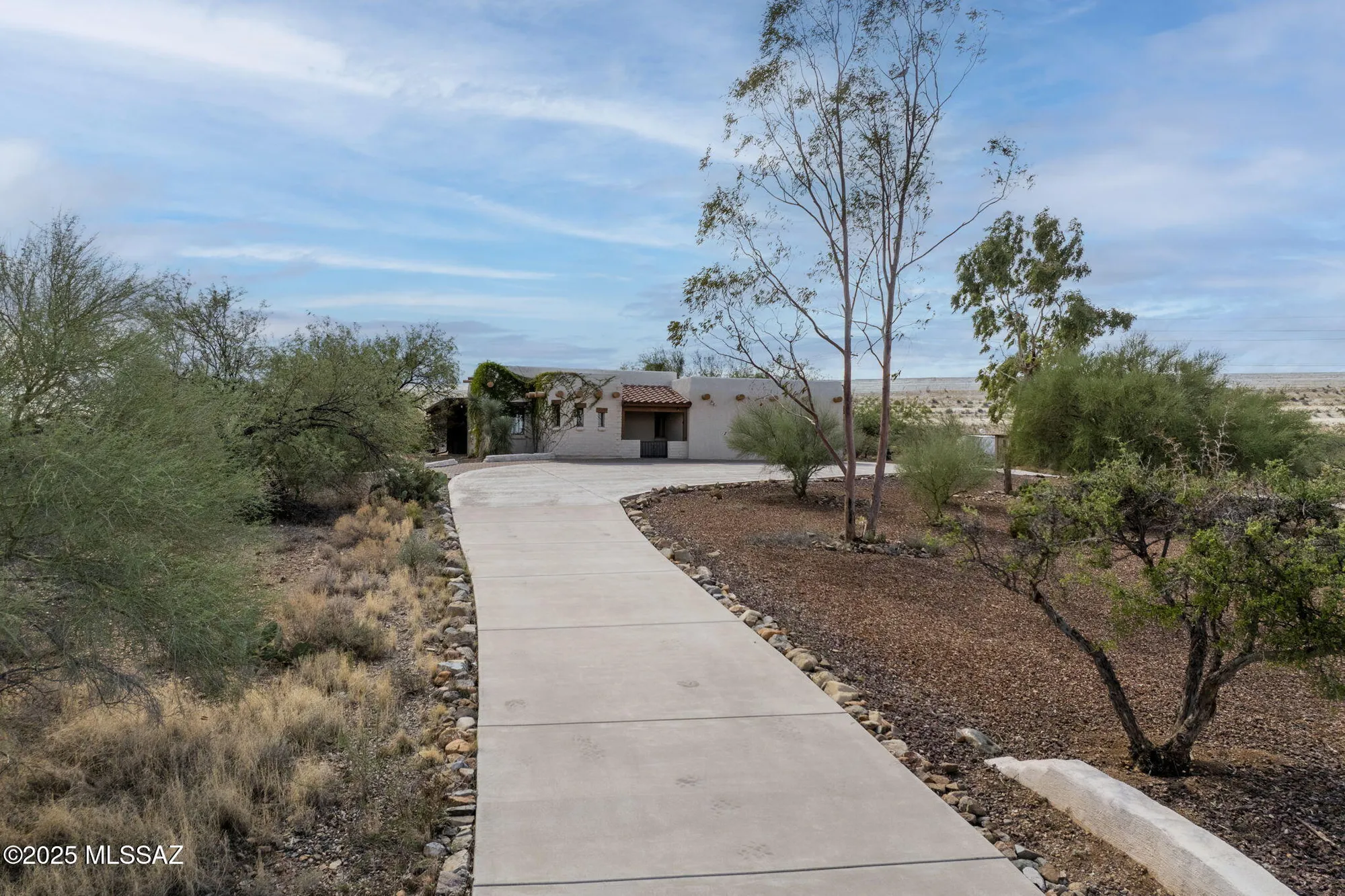 Property Slideshow image 3 of 50 | 1680 s camino del sol, Green Valley, AZ, 85622