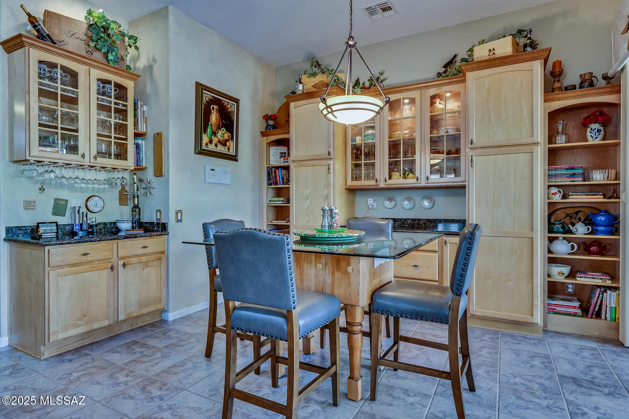Property Slideshow image 10 of 50 | 63362 e squash blossom ln, Tucson, AZ, 85739